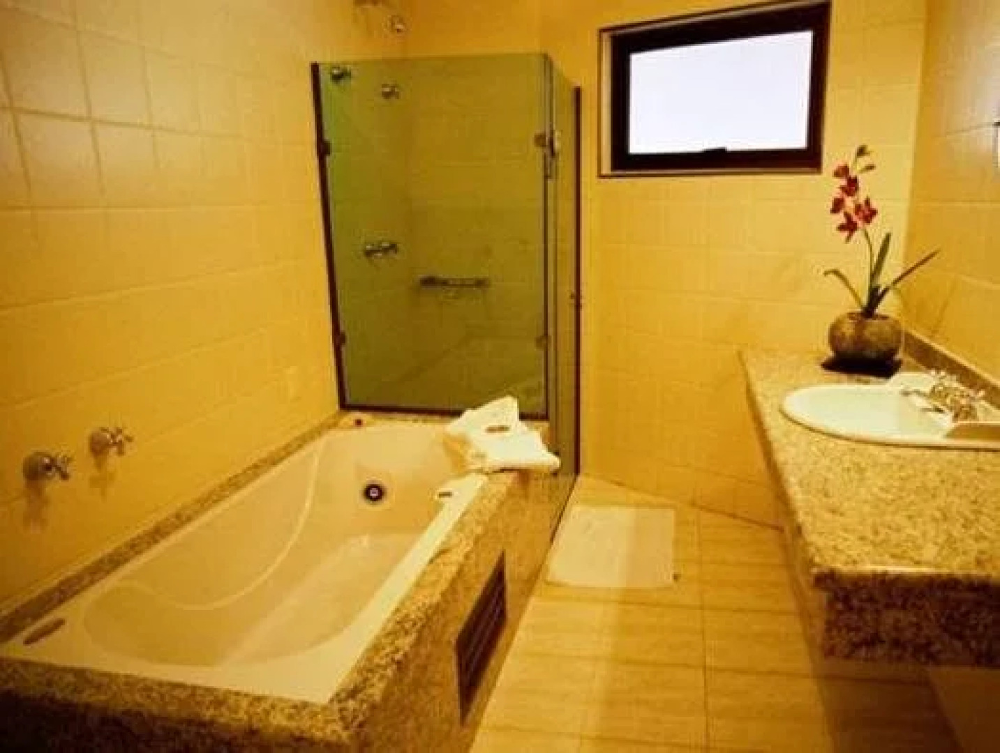 Oscar Inn Eco Resort