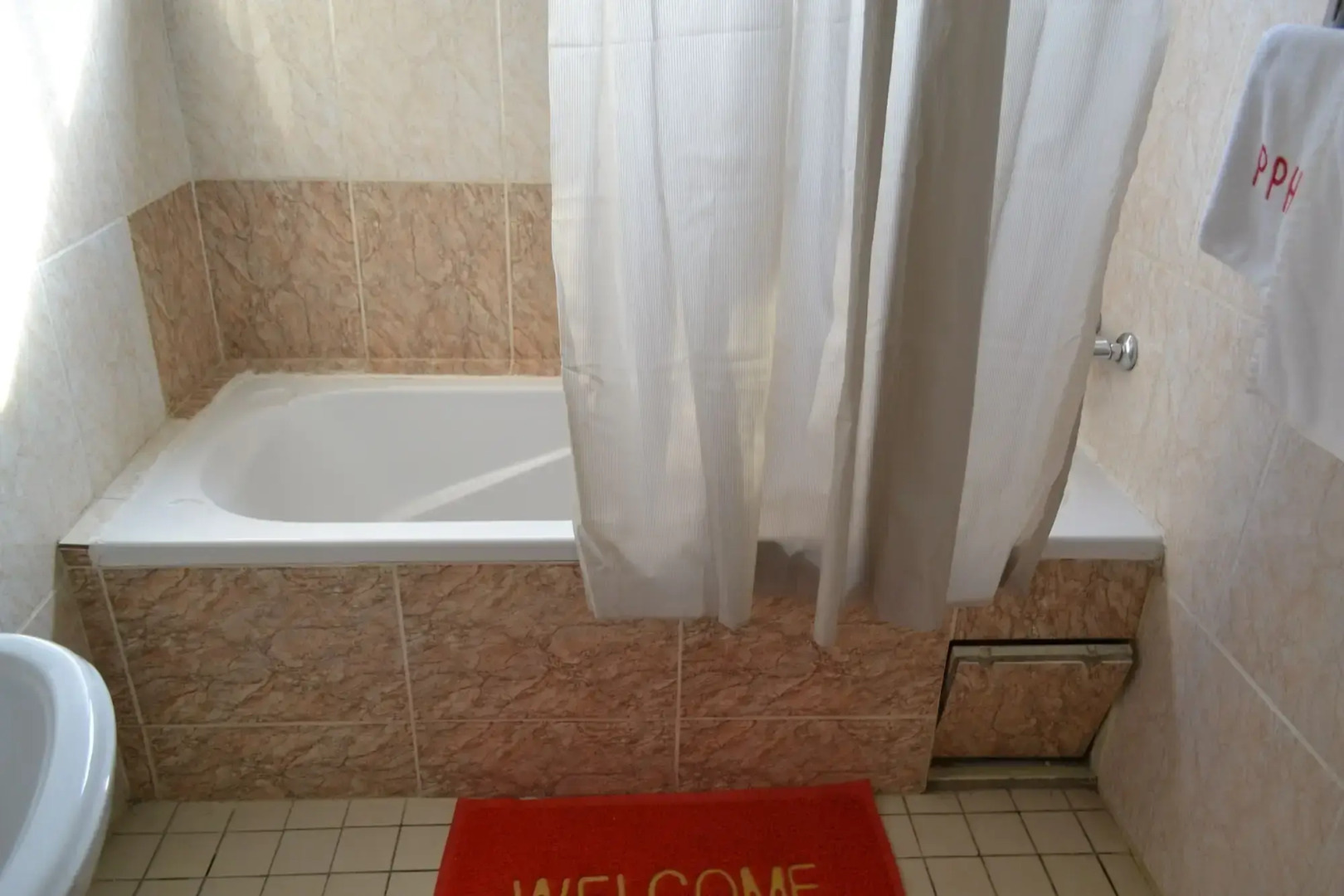 Peninsula Plaza Hotel