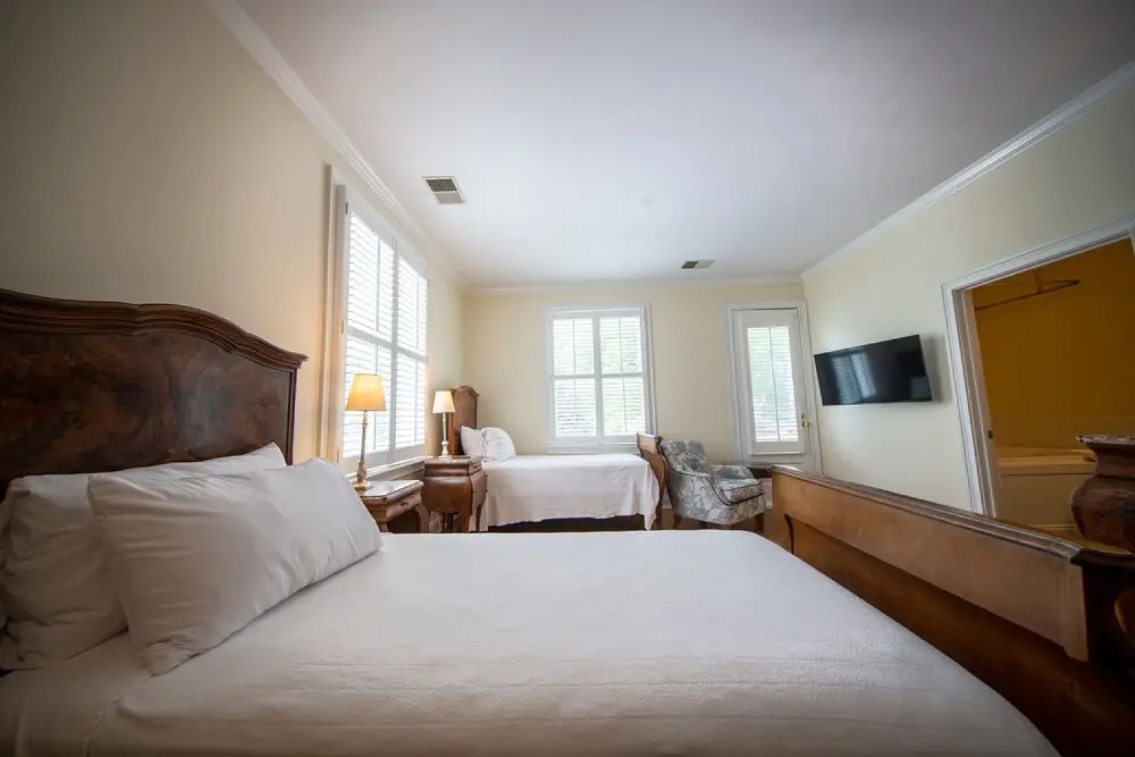 The Edenton Collection-The Granville Queen Inn