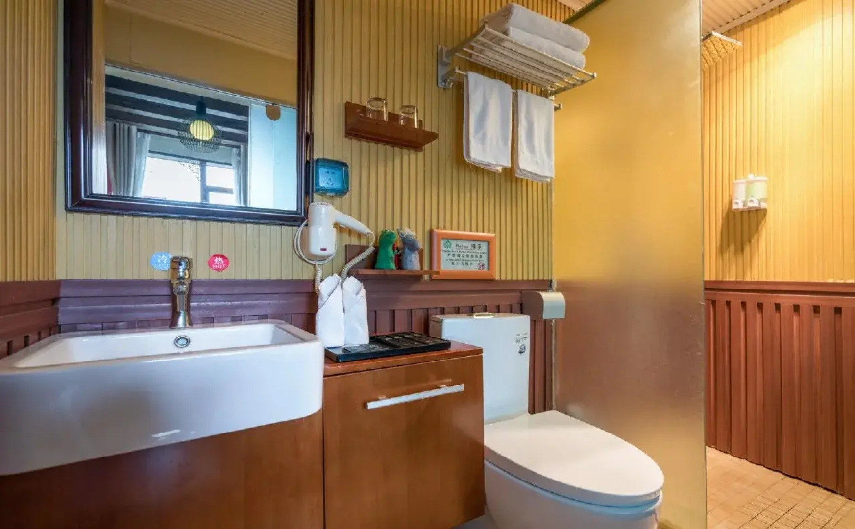 Shangri-La Bodhi Inn