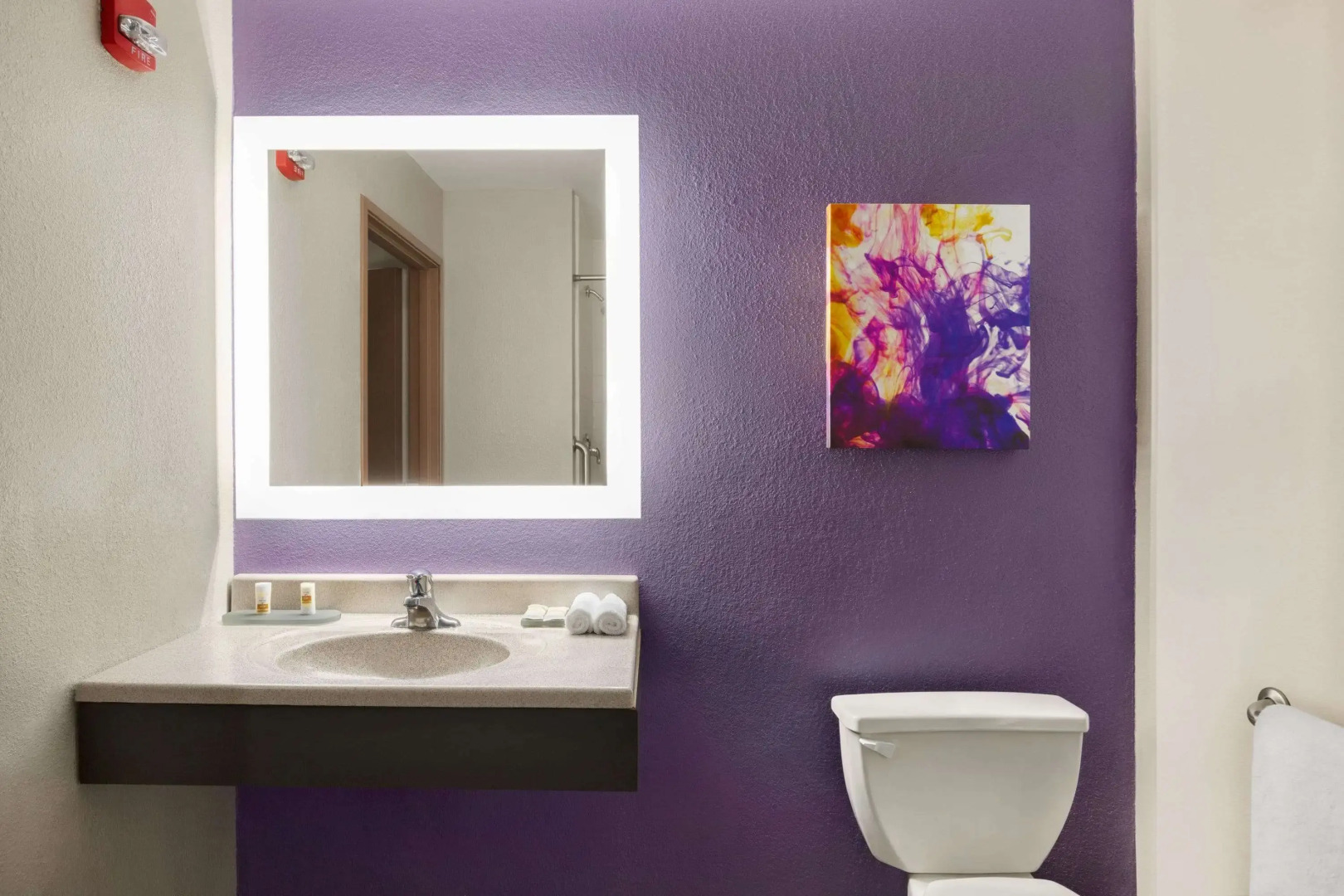 La Quinta Inn & Suites by Wyndham Lackawanna