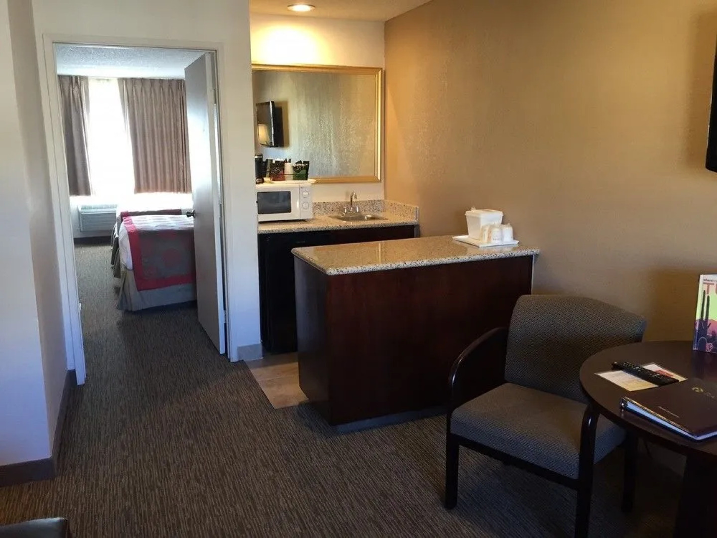 Ramada Inn & Suites Foothills Resort