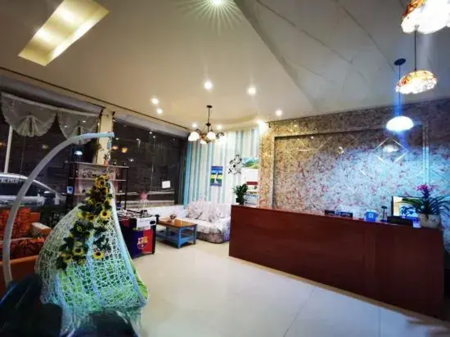 Hailuogou Qixin Hotel