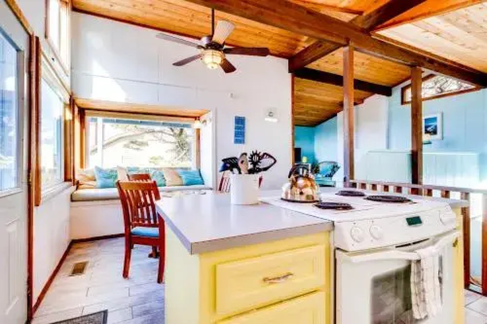 Manzanita Beach Cottage