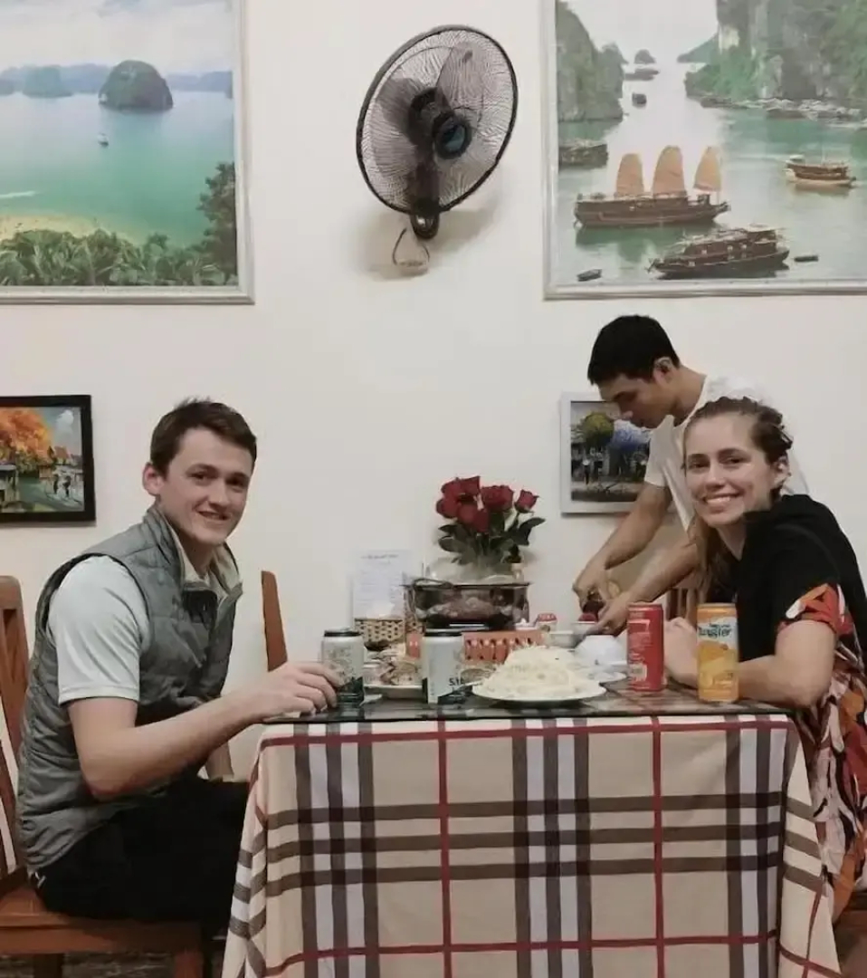 Catba Central Hotel