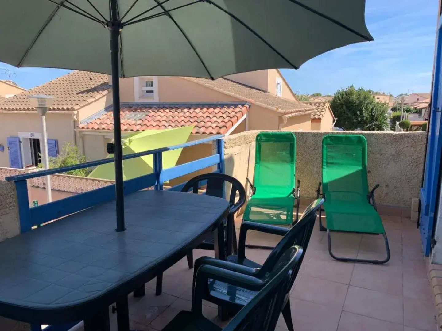 Appartement en duplex à 400 m de la plage dans résidence avec piscine commune 1 chambre 4 couchages WIFI LXOND47