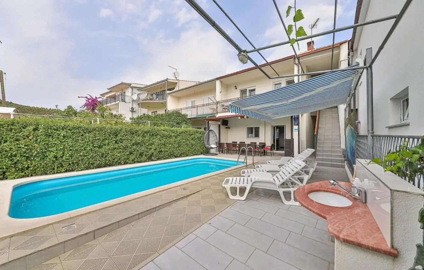 Stunning Home in Poljica With Wifi and 4 Bedrooms