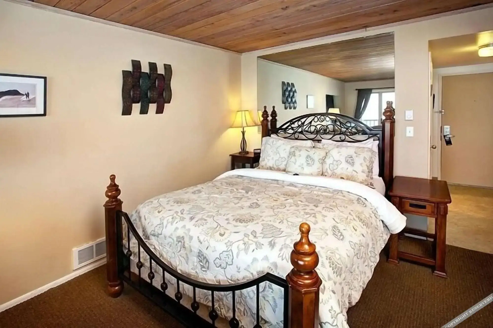 The Lanai At The Cove