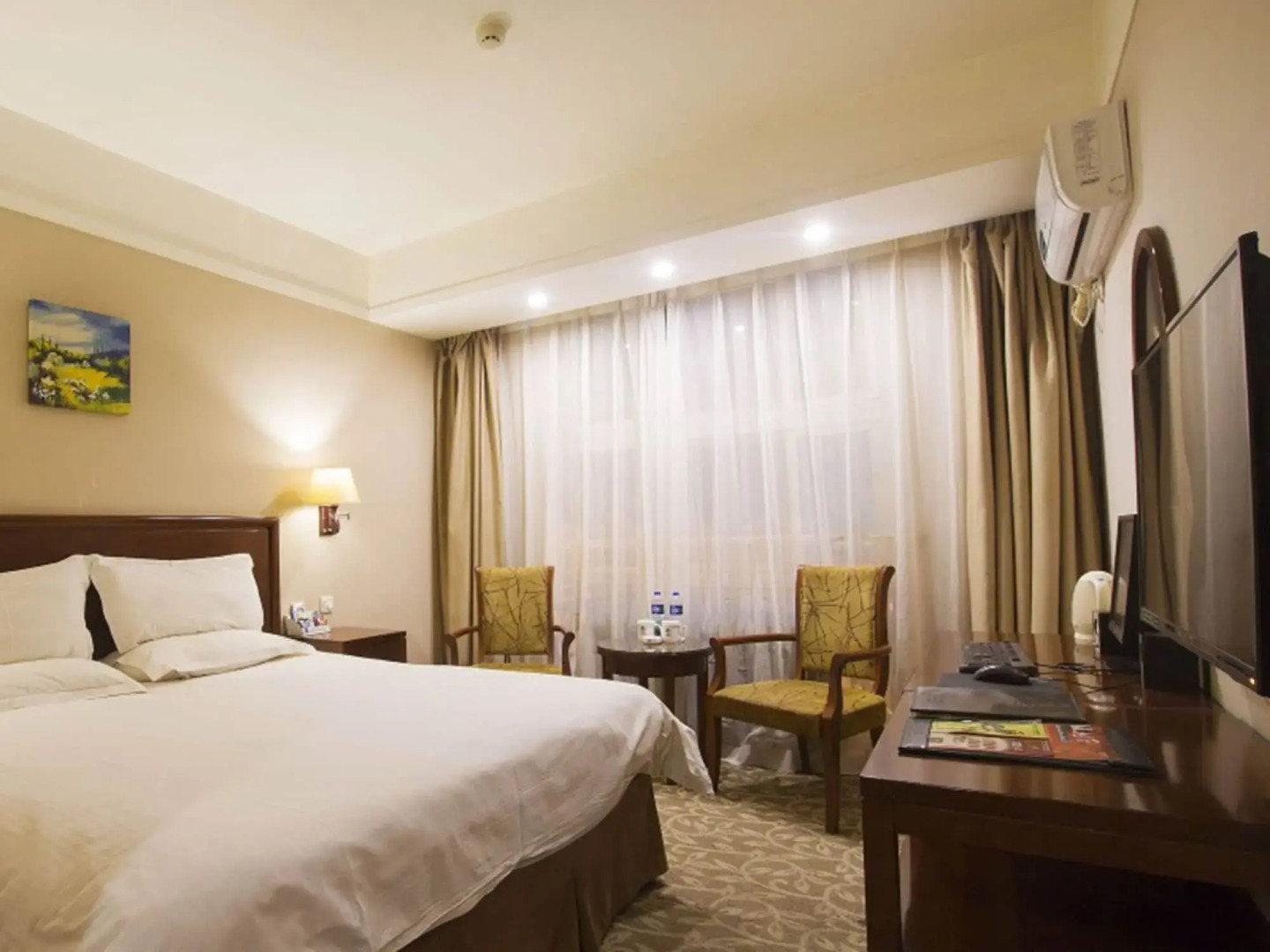 GreenTree Inn ShanDong Heze Huaying Road Express Hotel