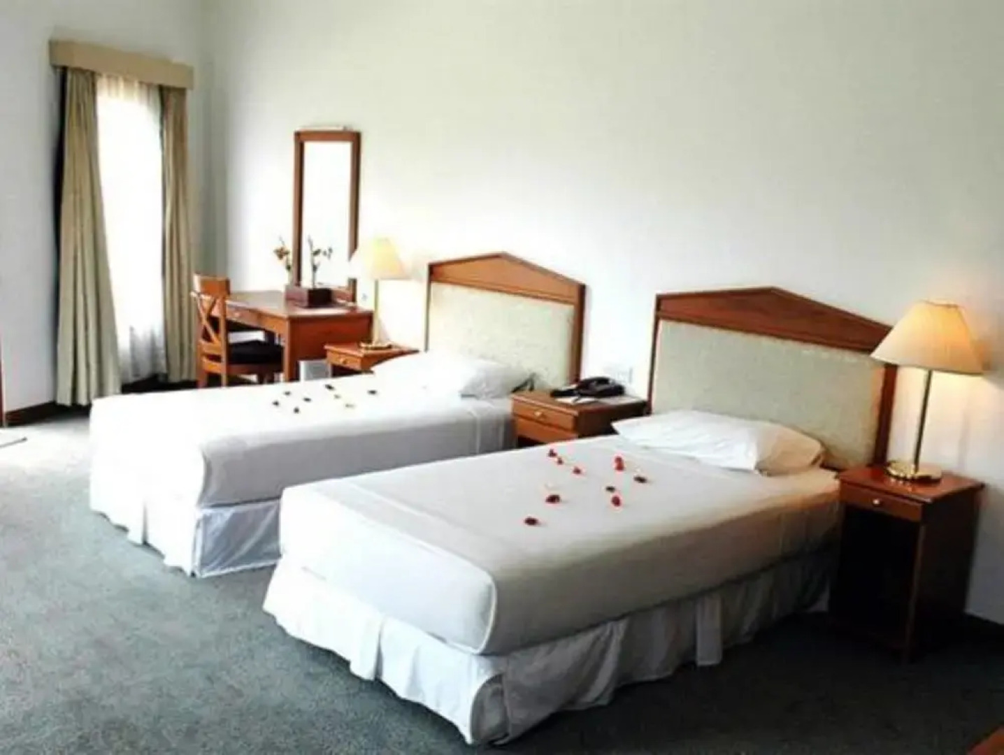 Aye Thar Yar Golf Resort