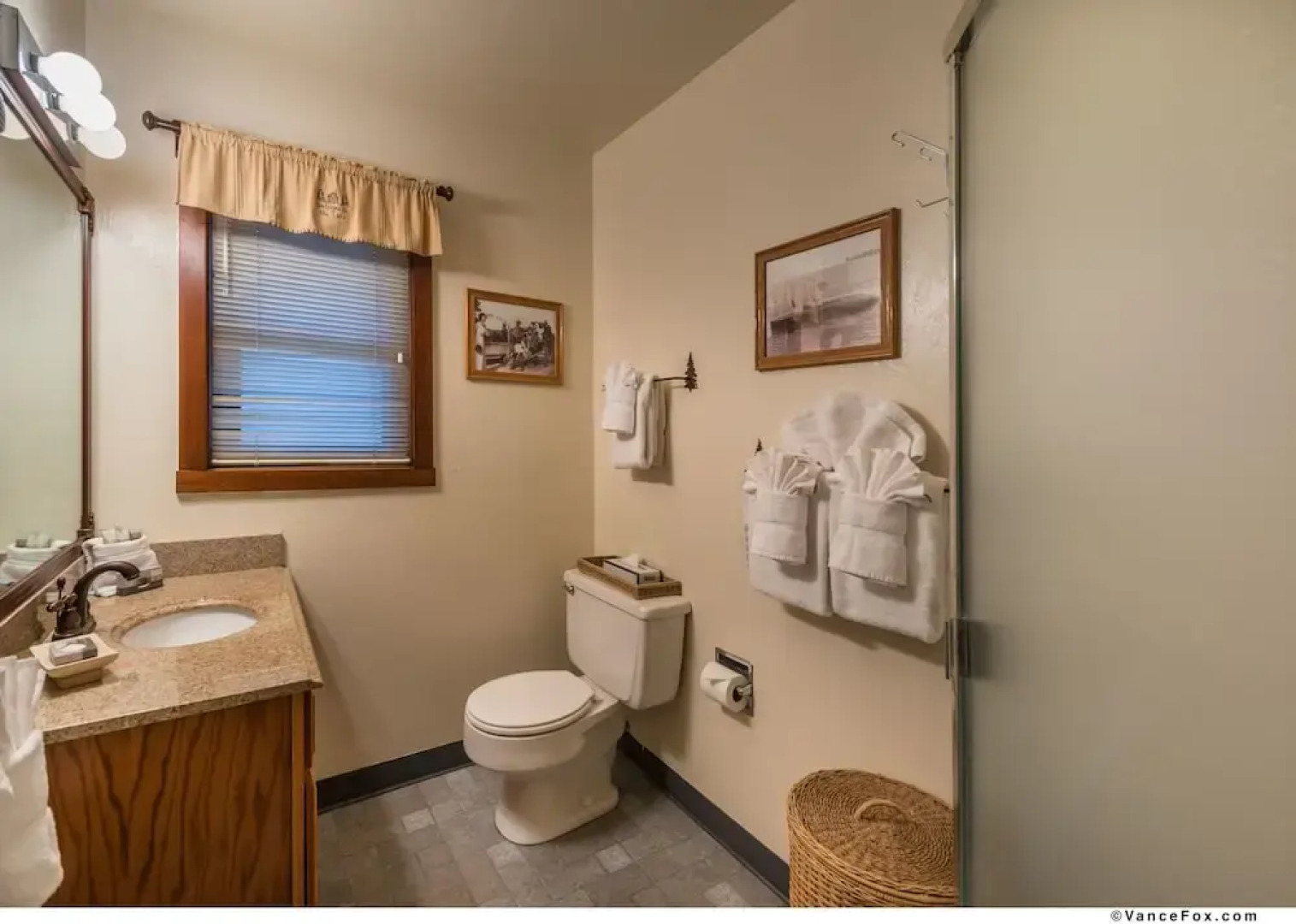 Franciscan Lakeside Lodge