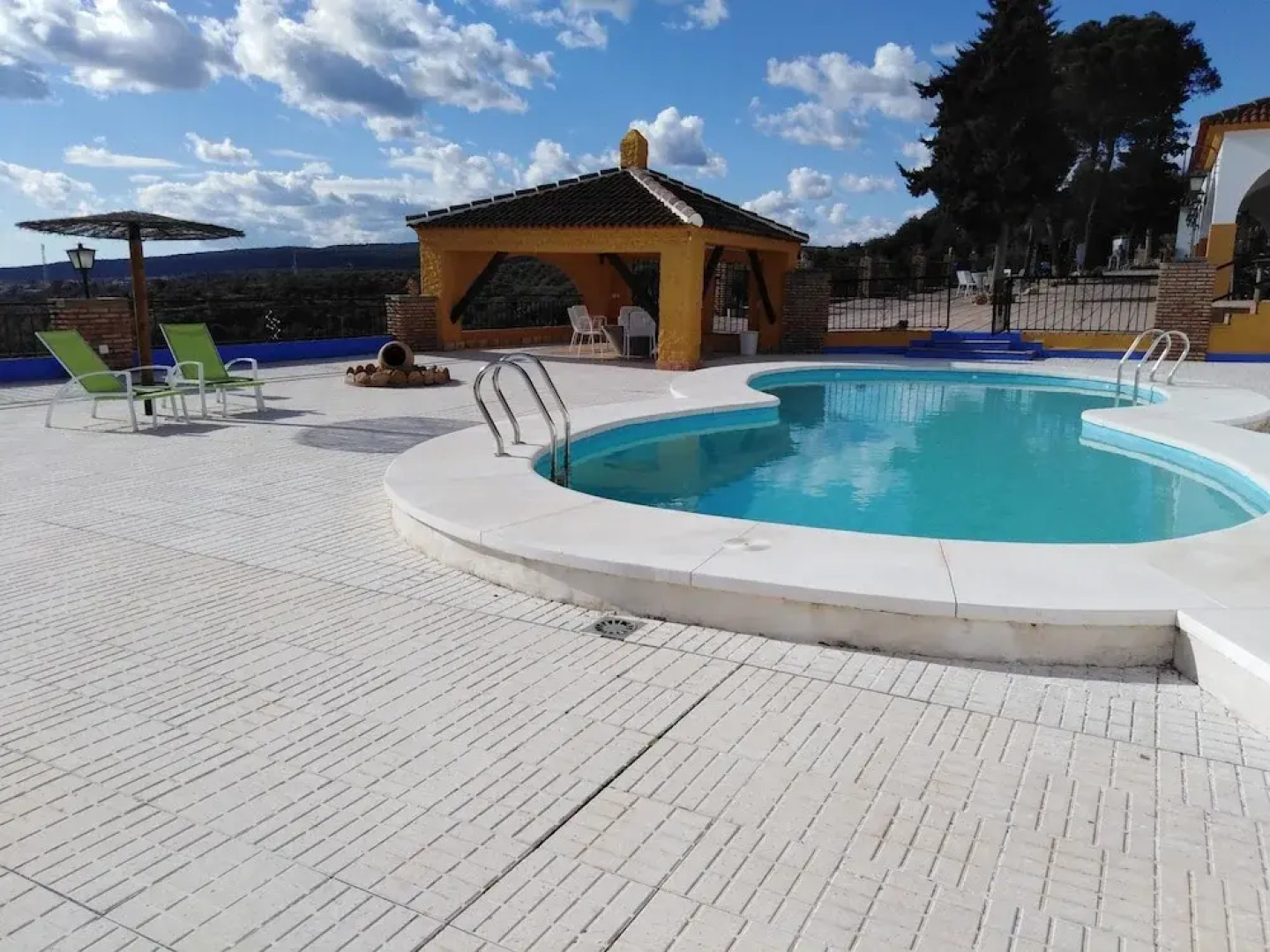 Villa With 4 Bedrooms in Hornachuelos, With Wonderful Lake View, Private Pool, Furnished Garden