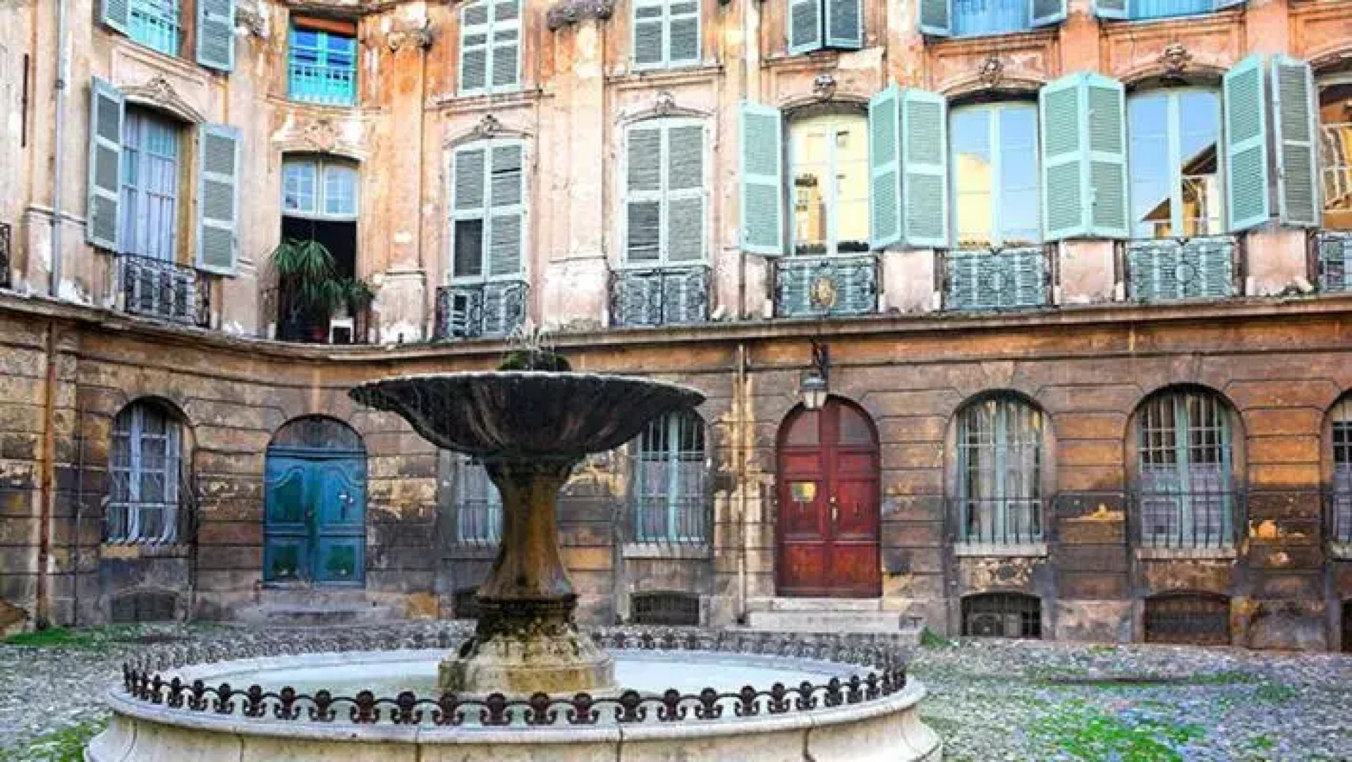 Appart Hôtel Cézanne