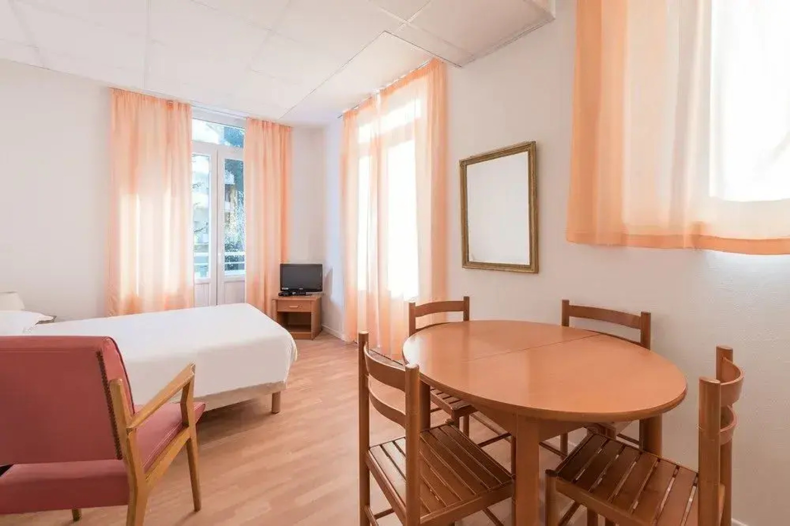 City Residence Capvern-Les-Bains - Termalia