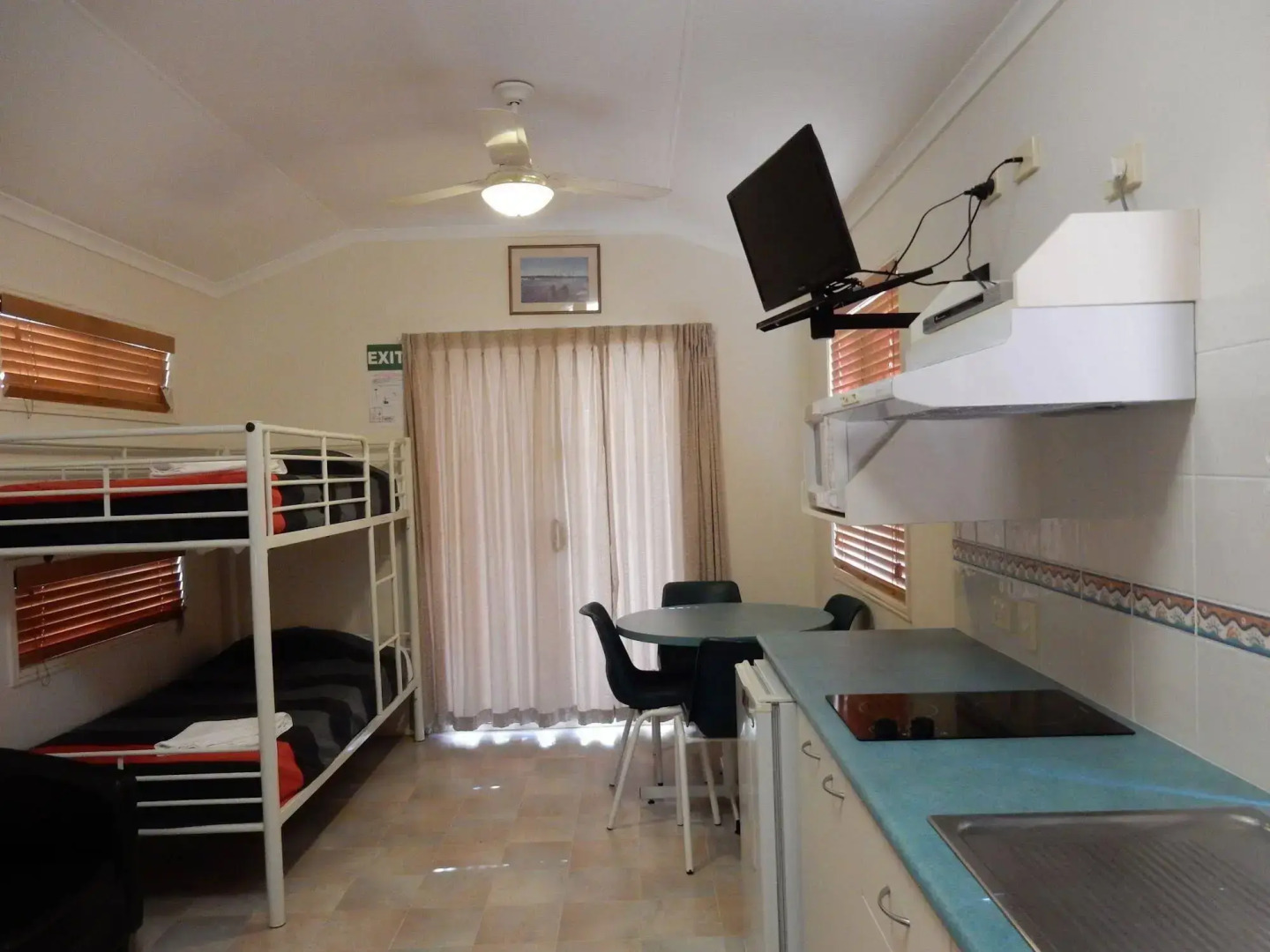 Tiaro Tourist Stopover