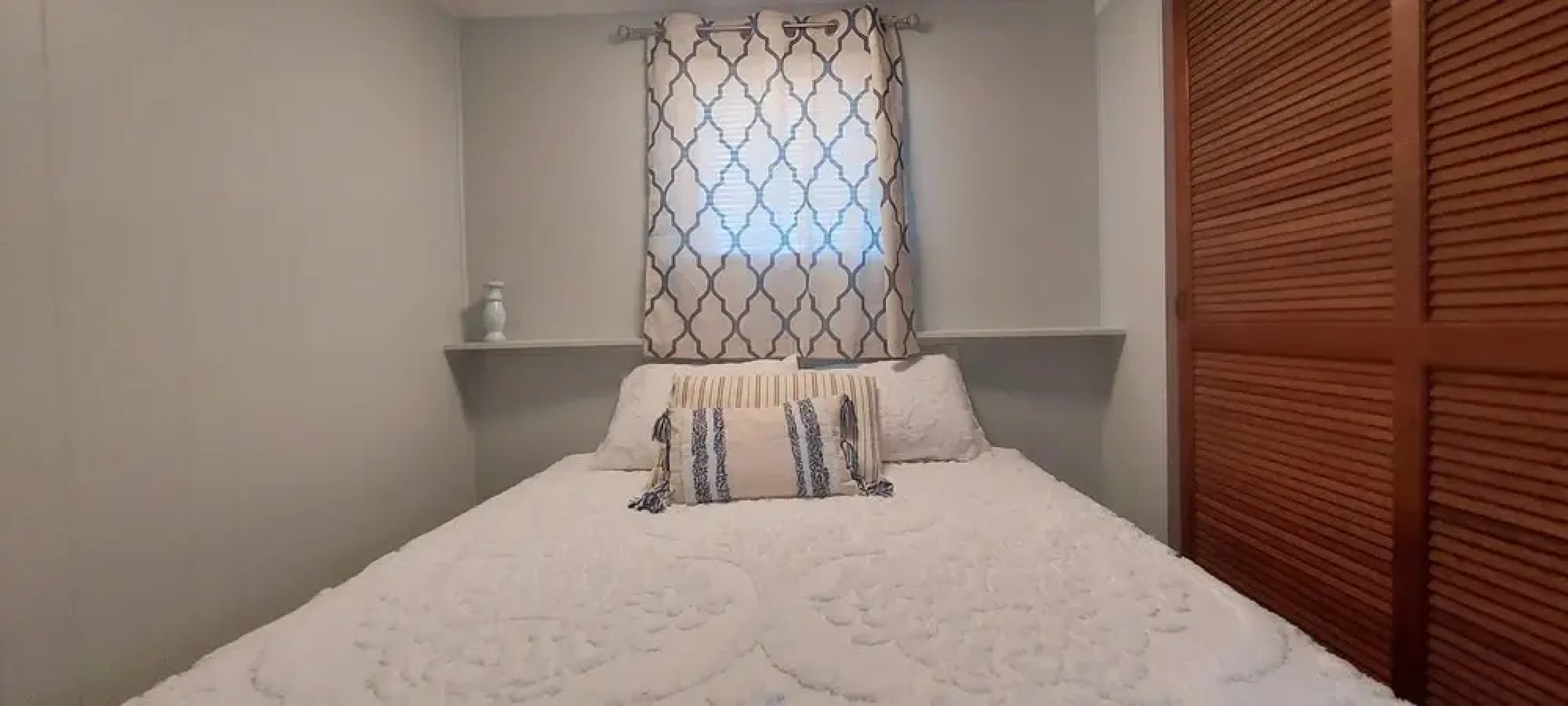 Kozy Cove Cabin - 1 Block to Lake Boat Launch - Covered Boat Parking - Lake Fun