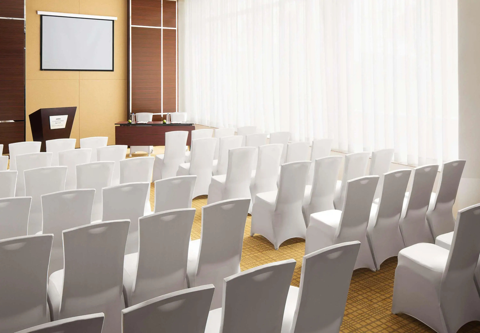 Courtyard by Marriott Kochi Airport