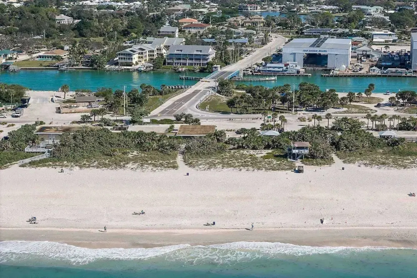 Nokomis Home Close to Beach