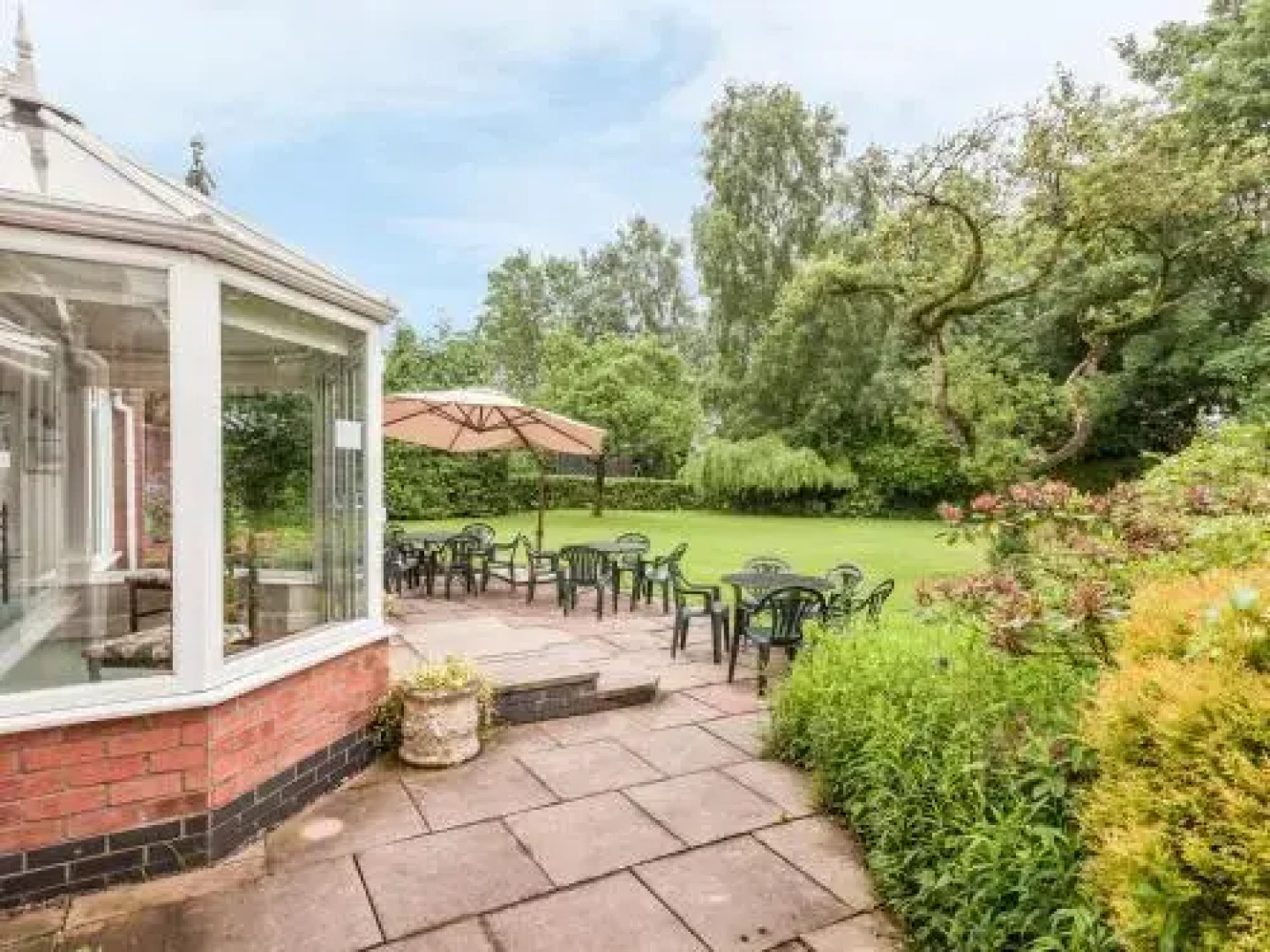 Rosehill Manor Hotel