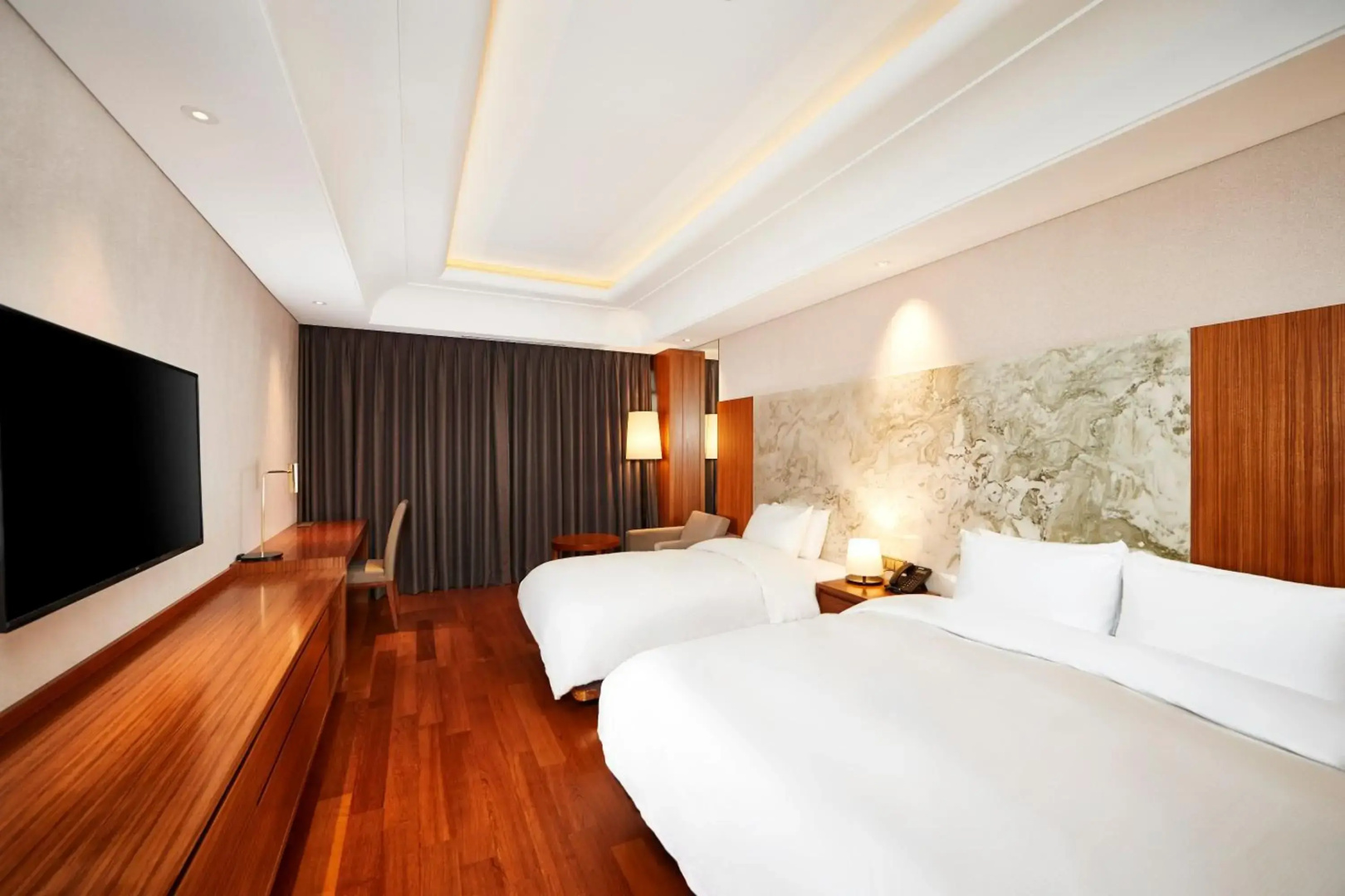 Golden Tulip Balikpapan Hotel & Suites