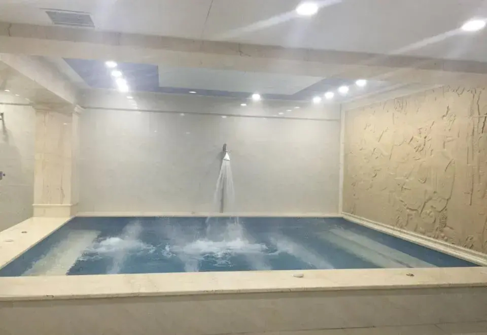 Lingshi Jinjiang Express Hotel