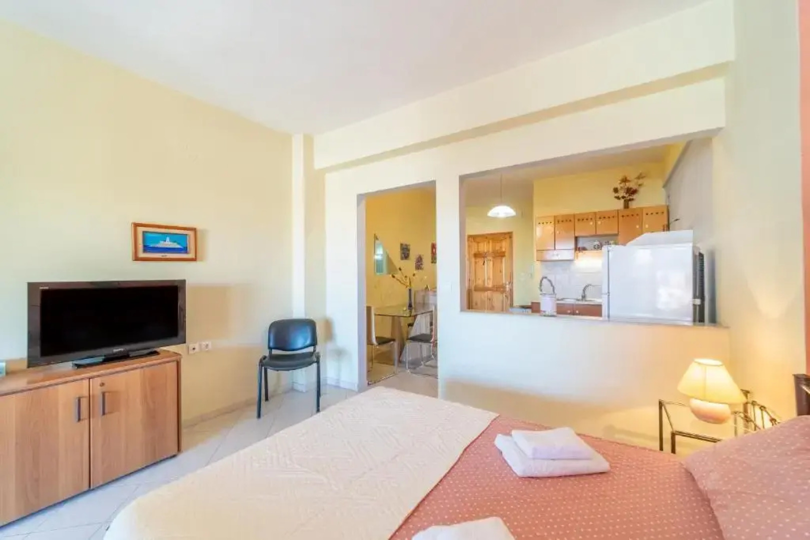 Afrodite Lefkimmi Apartment 2