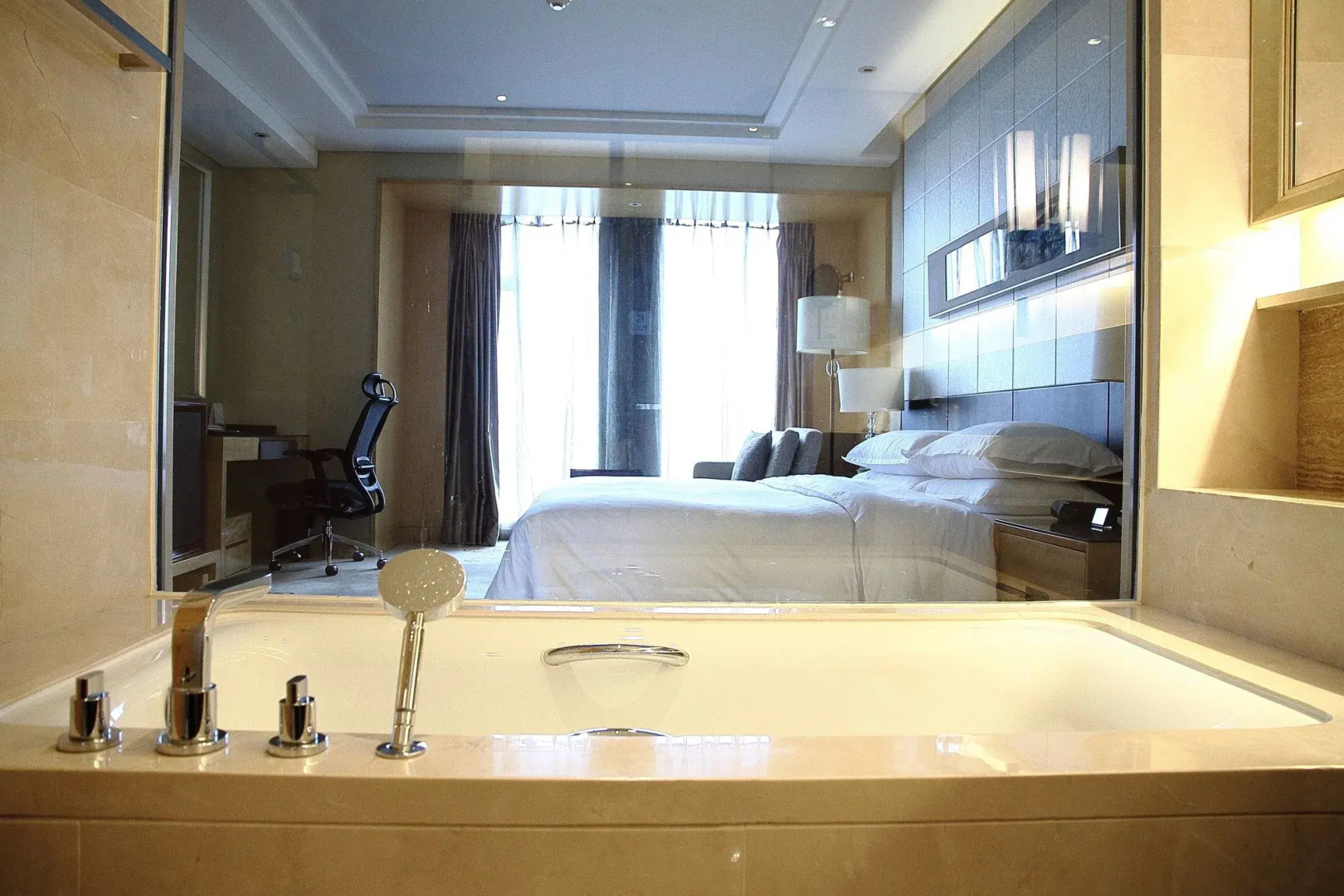 Sheraton Wuxi Binhu Hotel