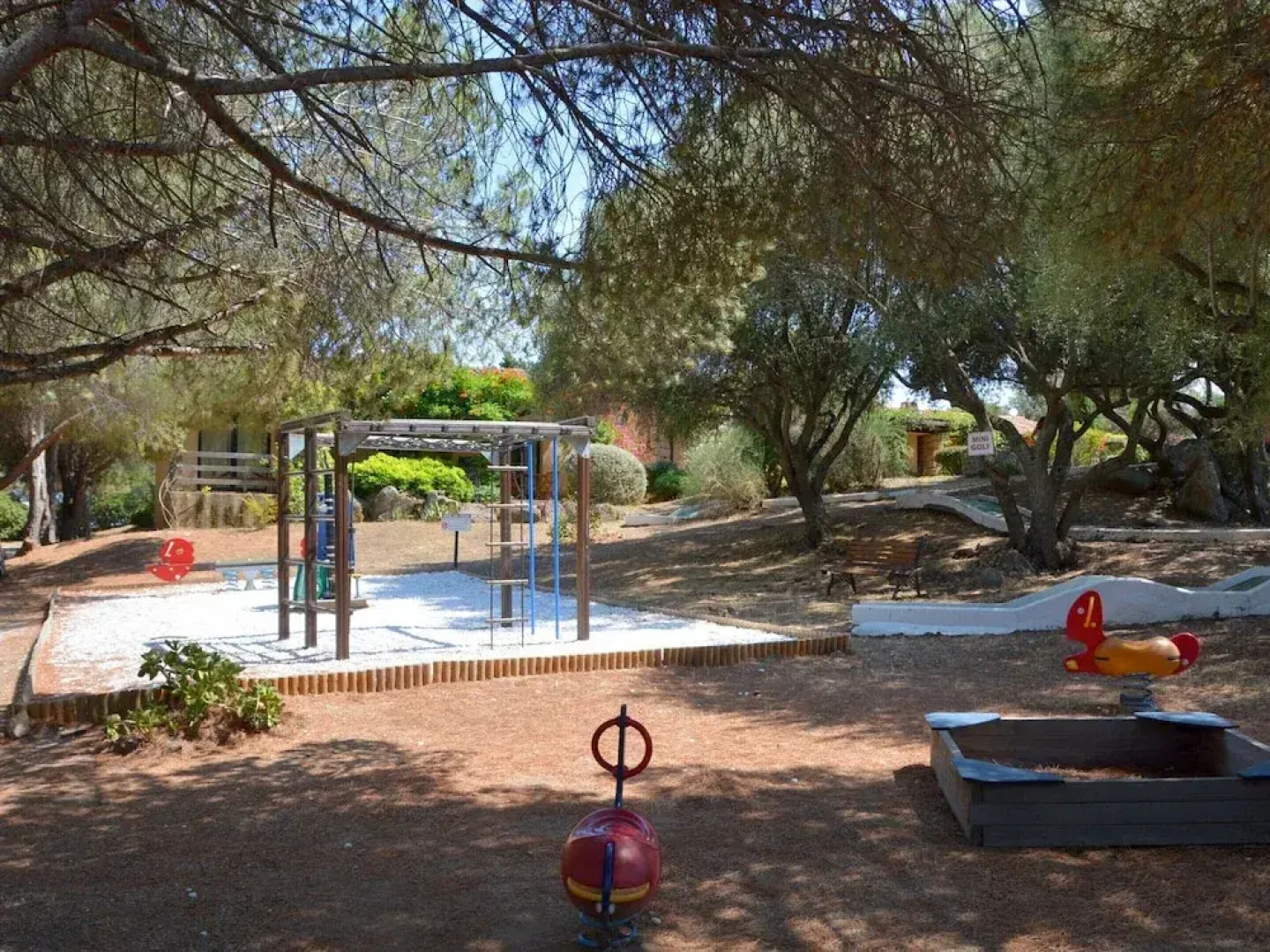 Apartment in Serra-di-ferro Near Cupabia Beach