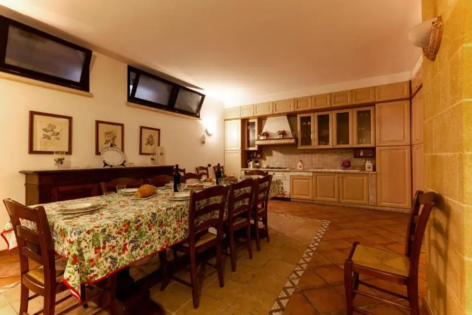 Villa piscina, campo calcetto, tennis, sauna m850