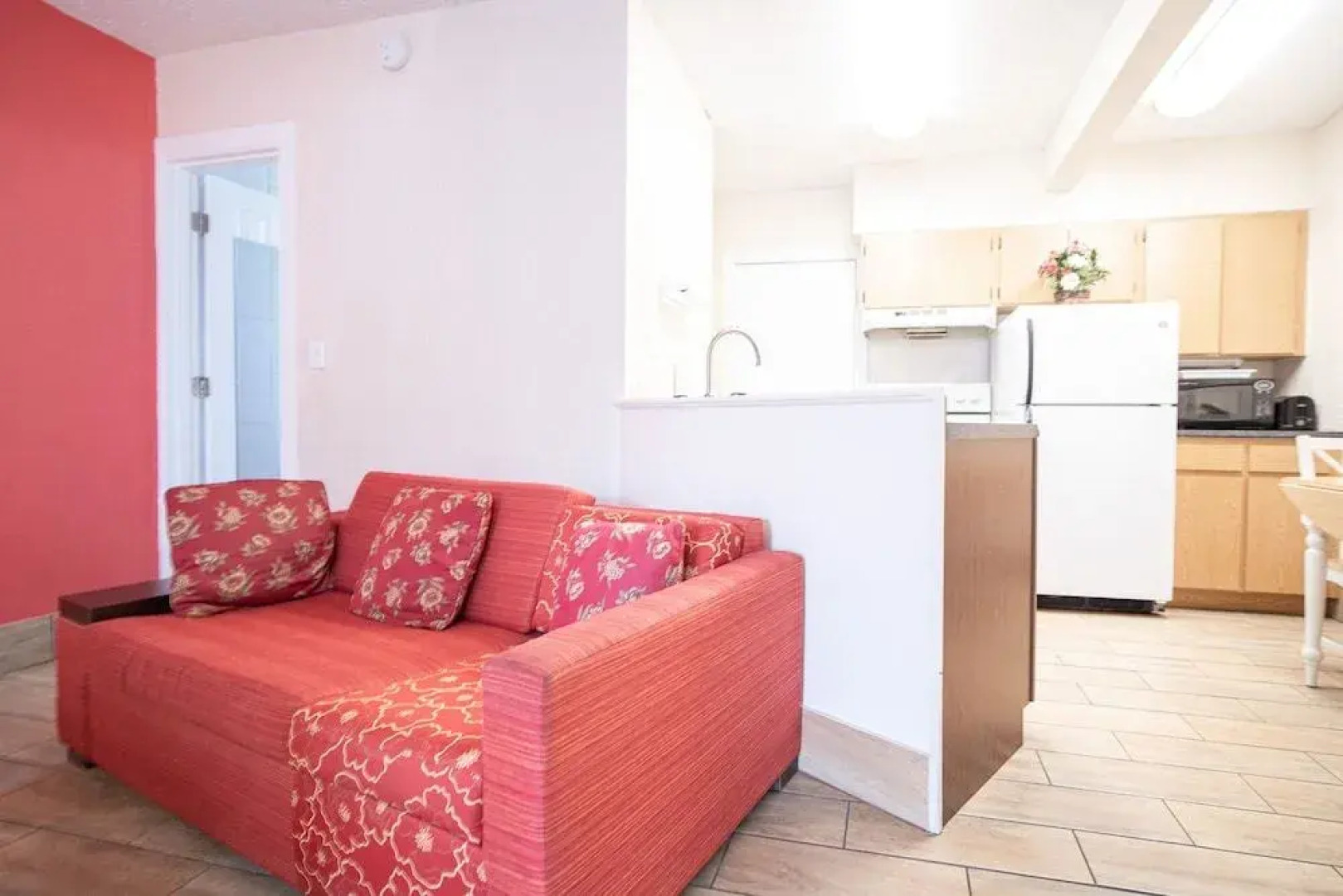 Island Sun Inn & Suites - Venice, Florida Historic Downtown & Beach Getaway