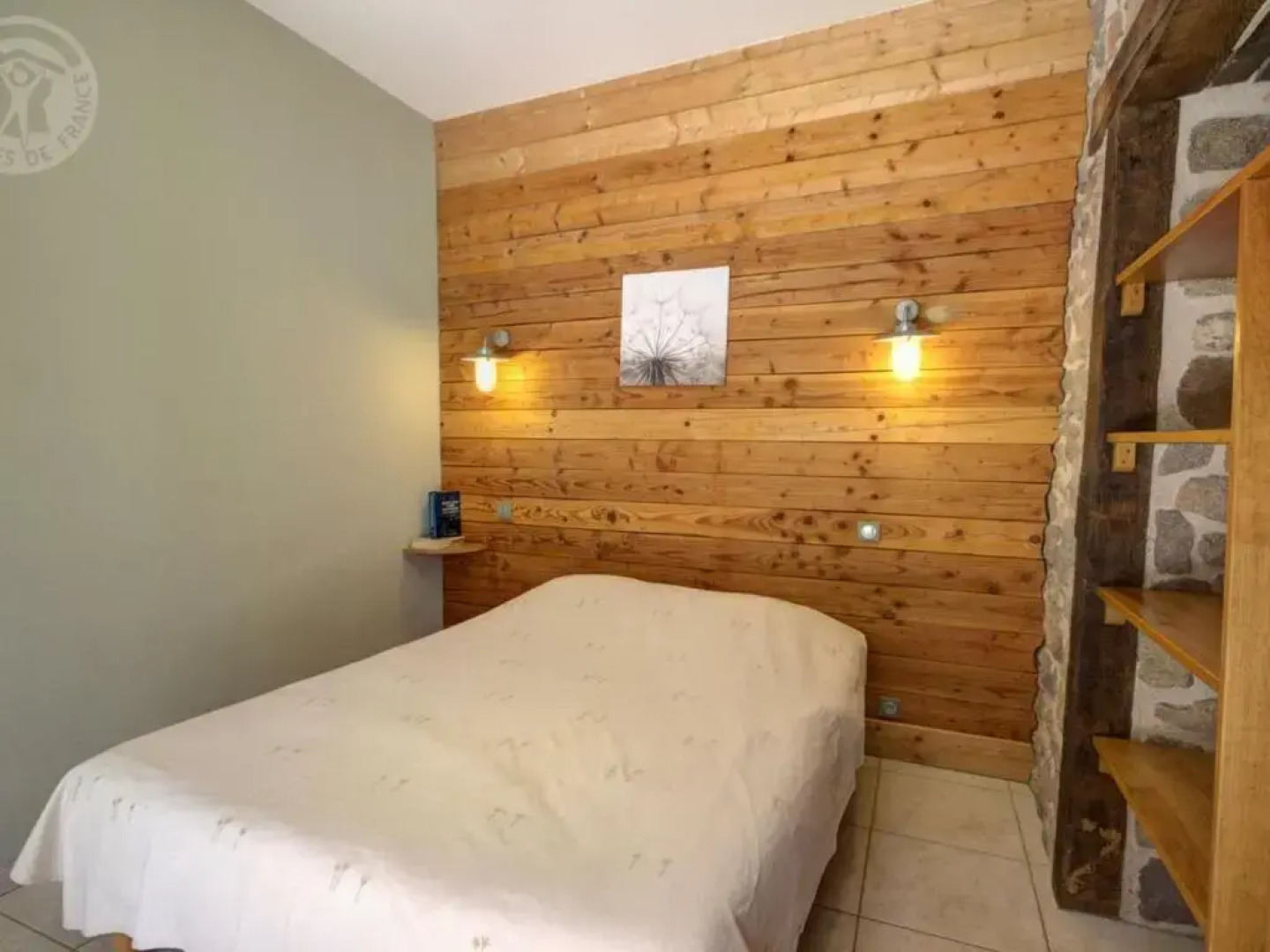 Gîte Croizet-sur-Gand, 7 pièces, 12 personnes - FR-1-496-25