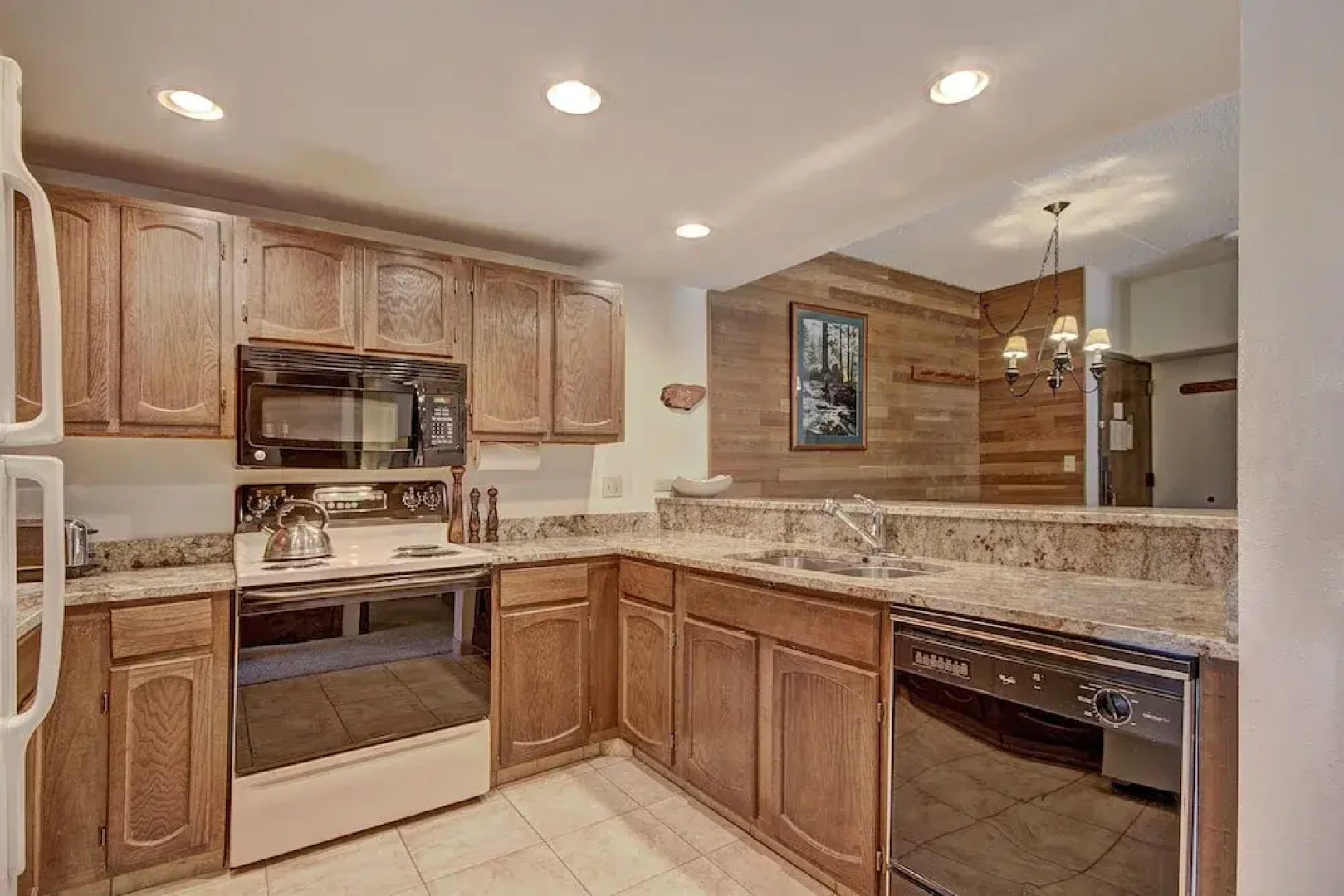 Warm 1br Slopeside Escape - Steps To Main St + Winter Fun! 1 Bedroom Condo by RedAwning