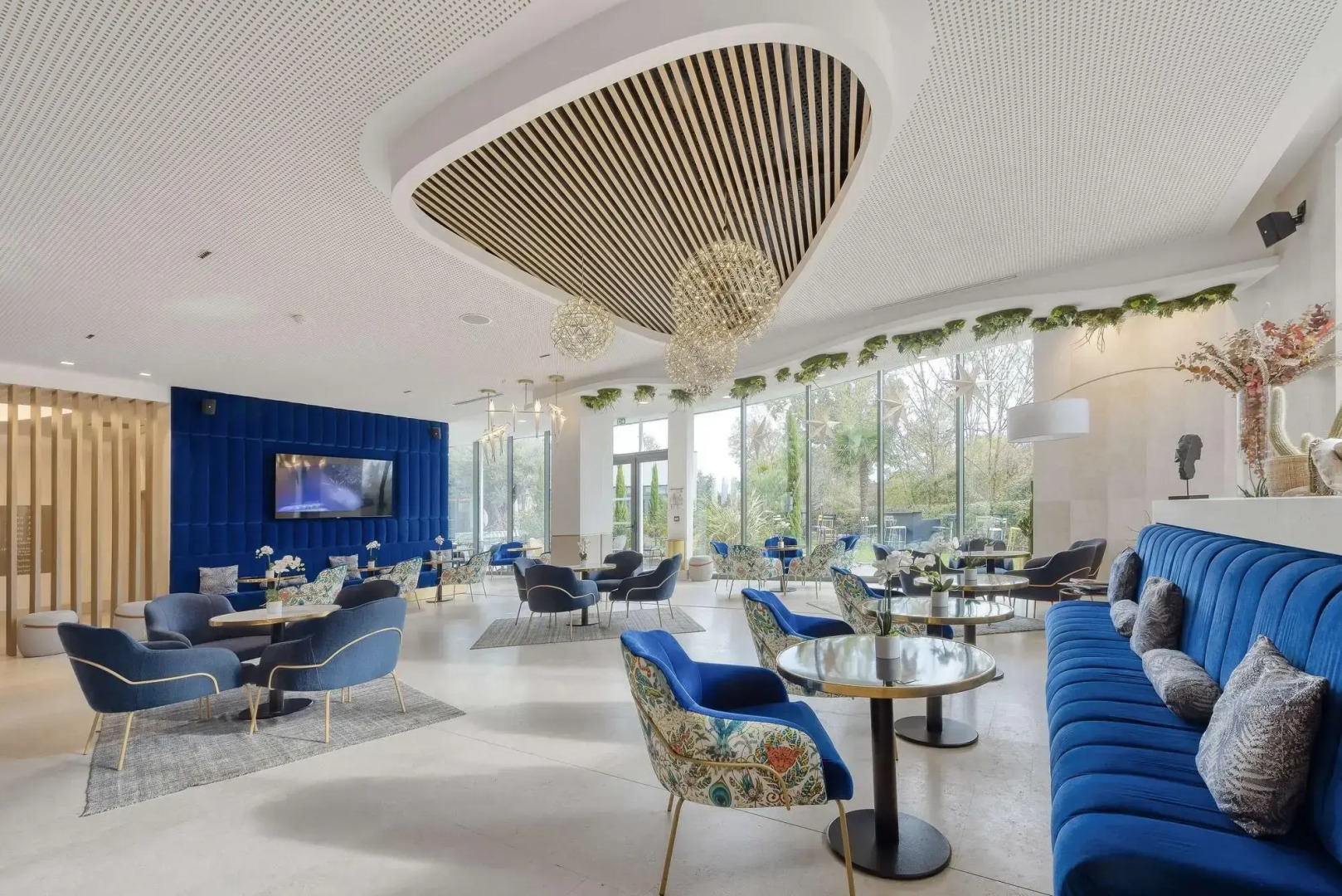 GOLDEN TULIP LYON OUEST TECHLID - Hotel & Spa