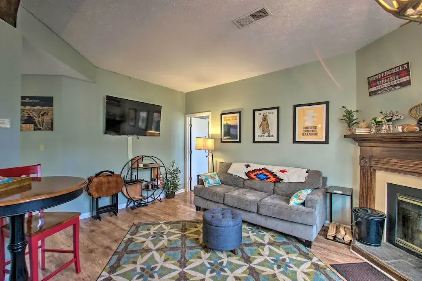 Wintergreen Resort Mountain Condo w/ Pool Access!