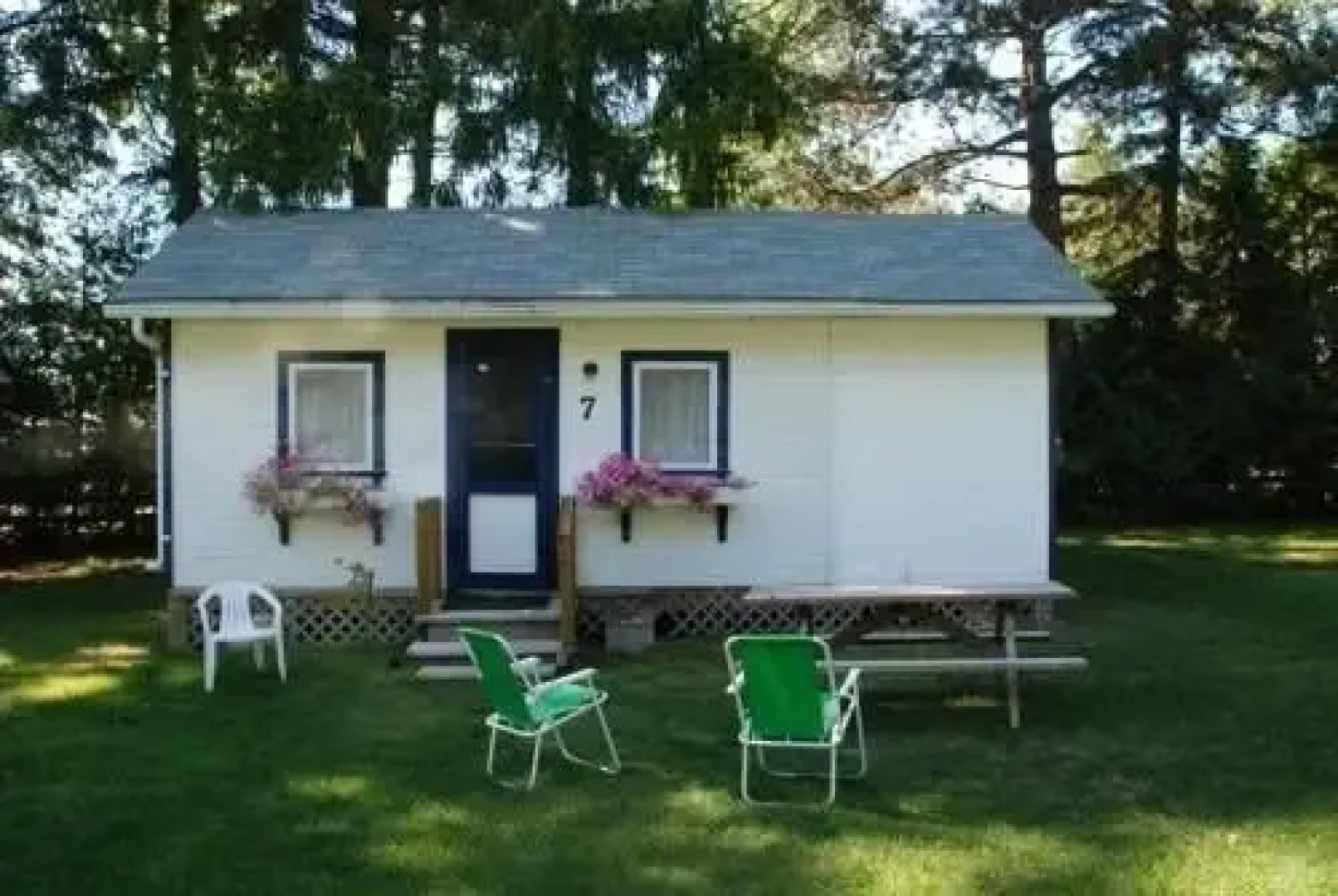 Bayfield River Cottage Colony & Marina Inc.