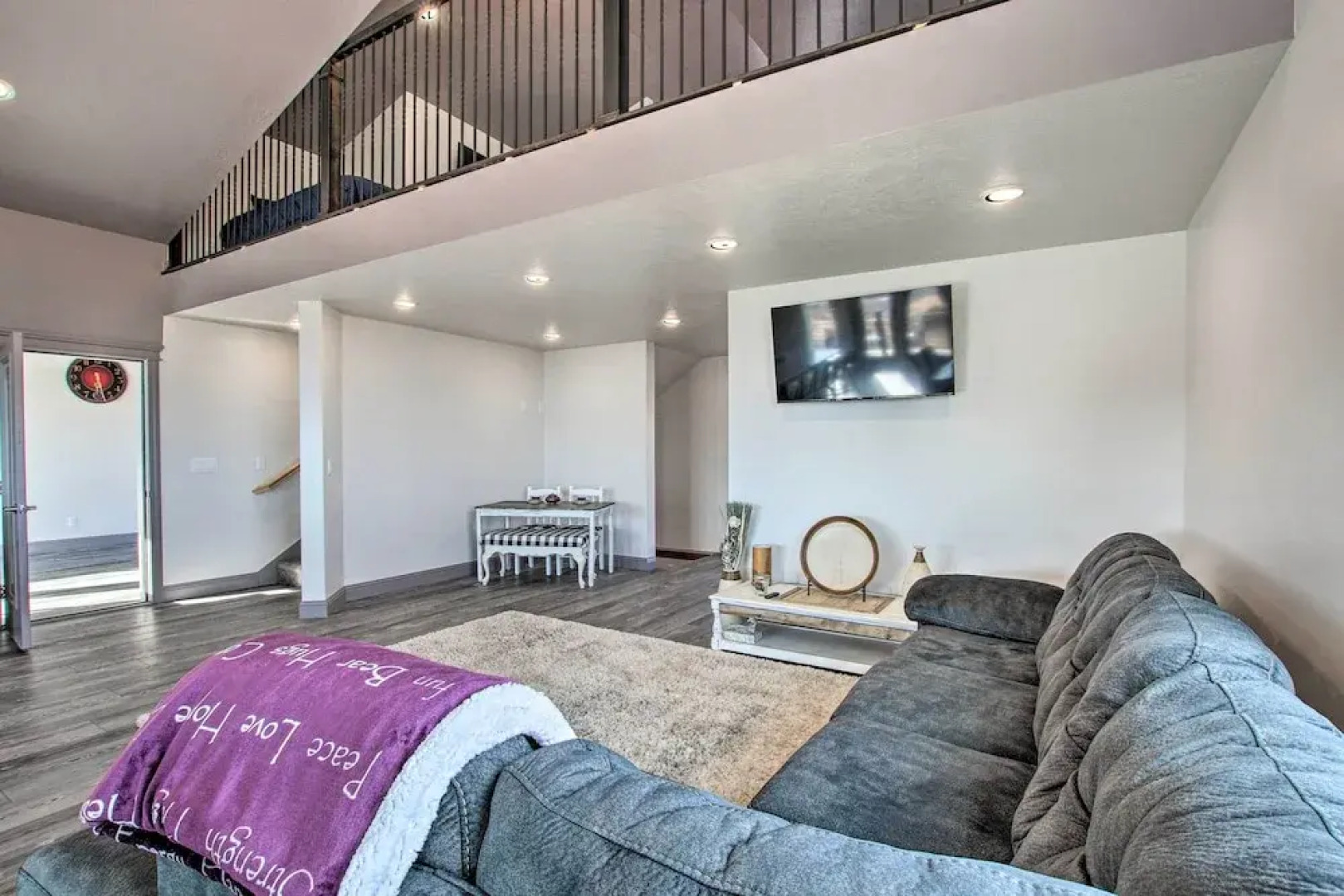 Spacious Home w/ Mtn Views: 2 Mi to Bear Lake!