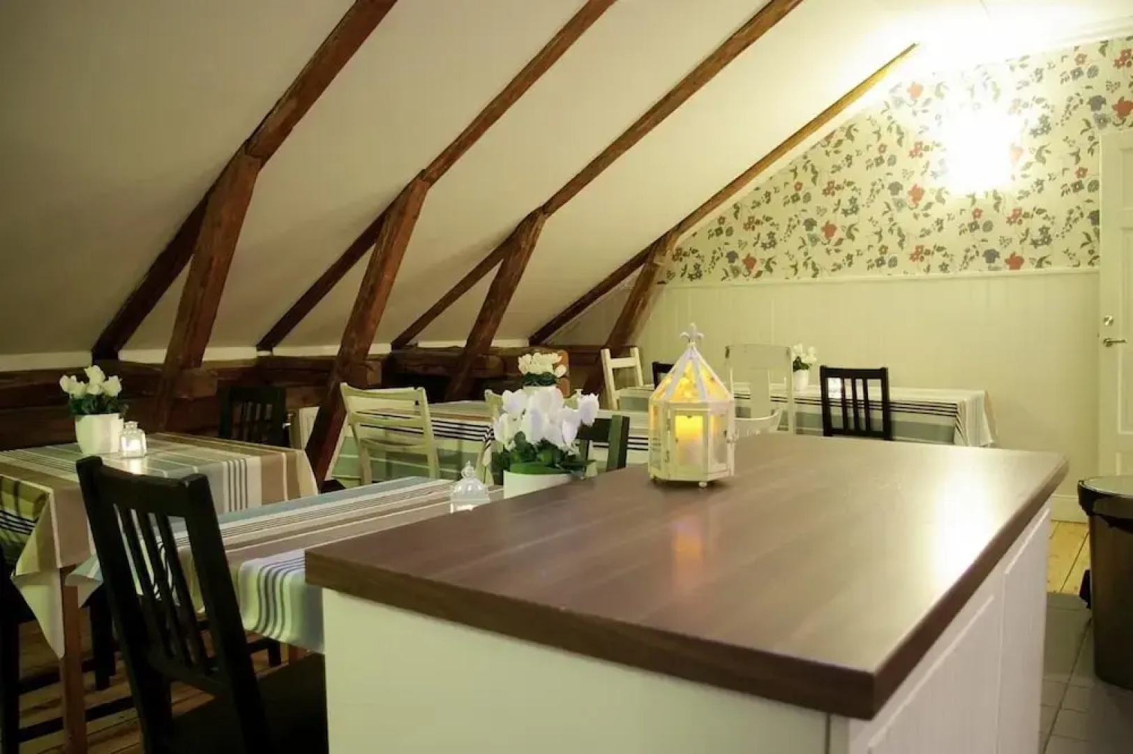 Vandrarhem Uppsala Kungsängstorg - Hostel