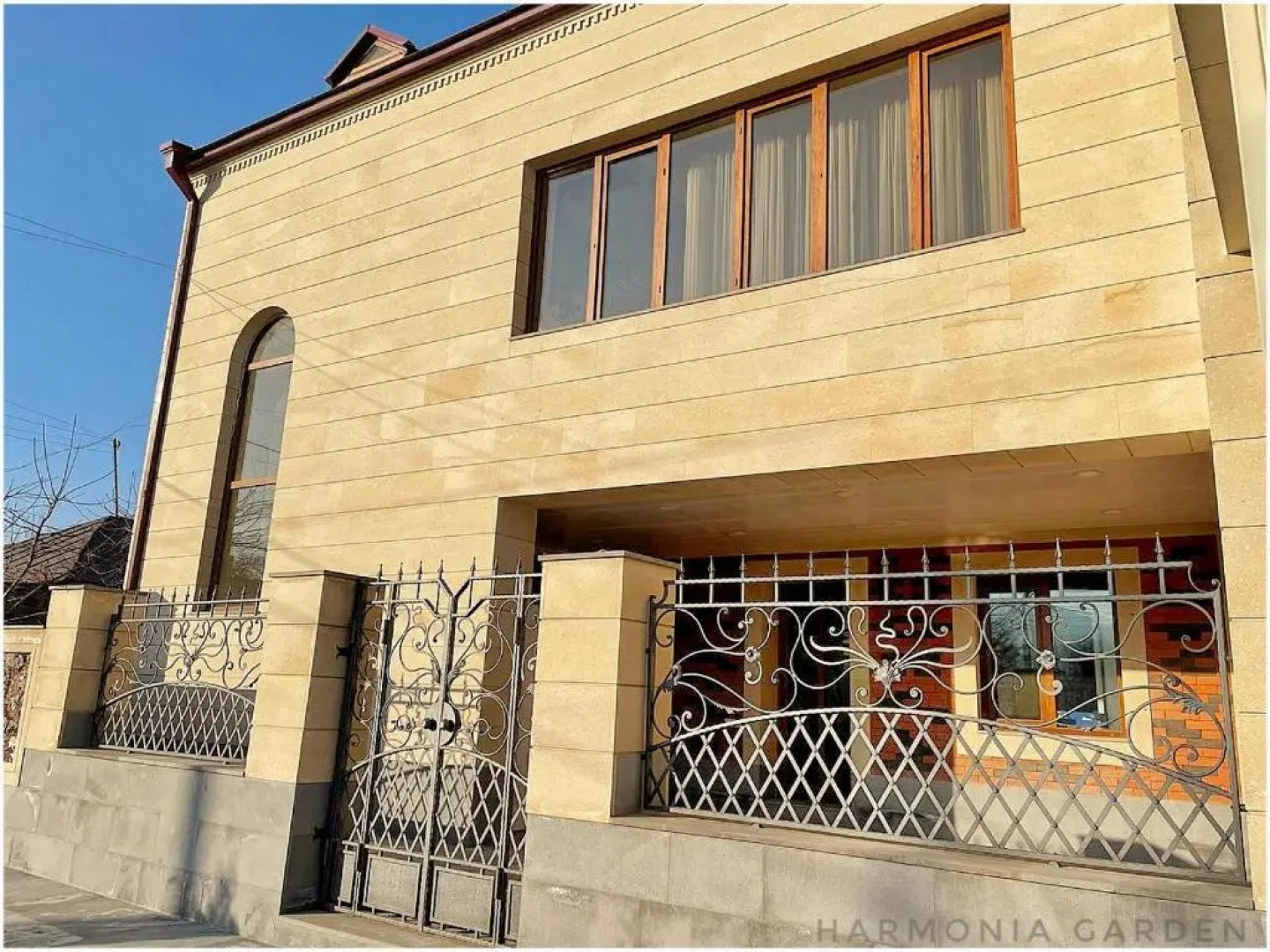 Harmonia Garden Hotel & Restaurant