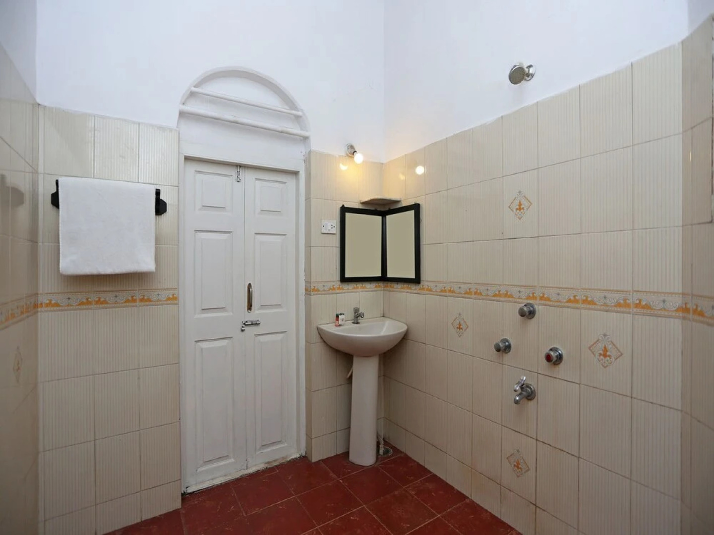 OYO 9136 Mauve Orchid