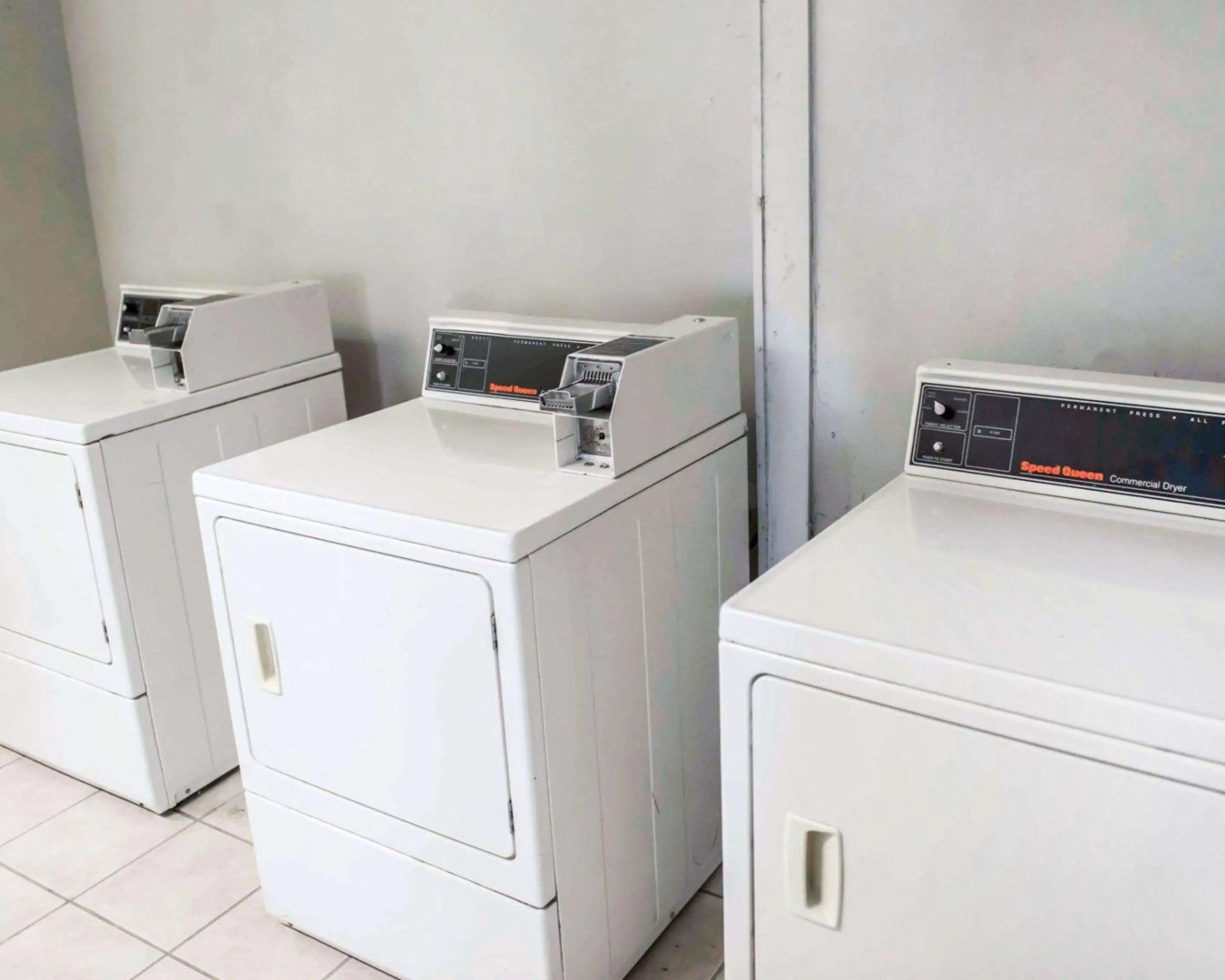 Suburban Studios Tallahassee near University