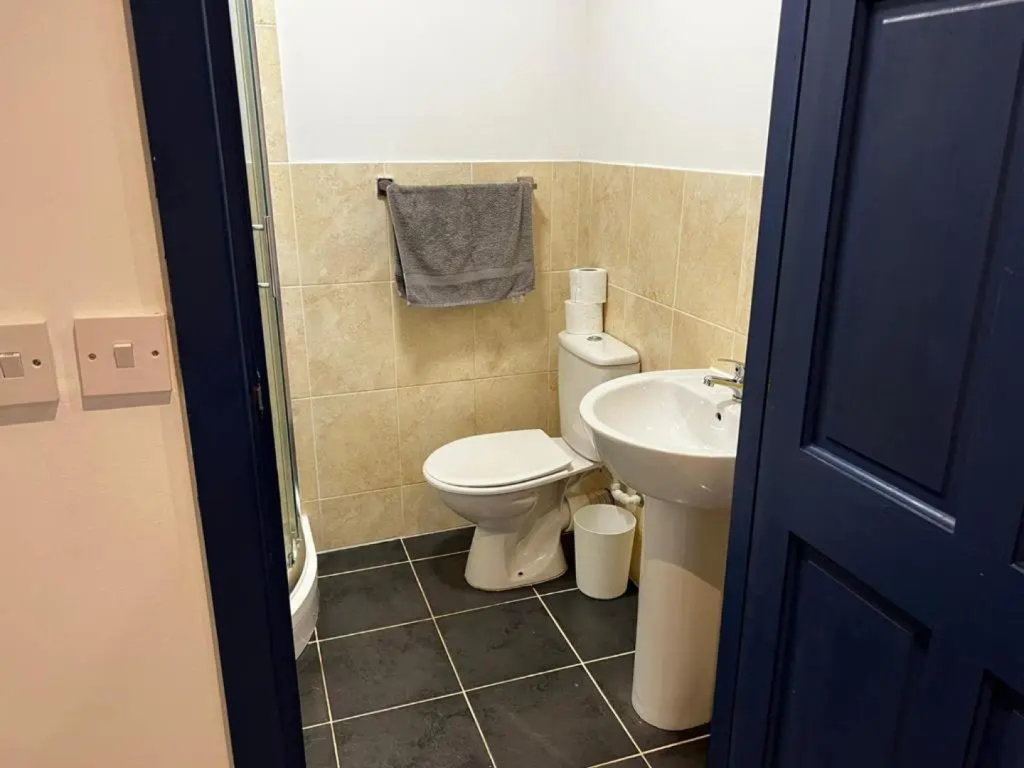 Empire Fleetwood Apartments - Windsor Terrace