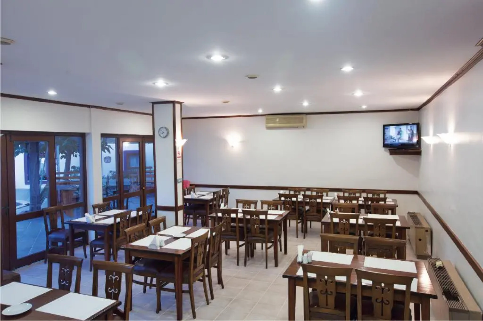 Oya Boutique Hotel & Suites