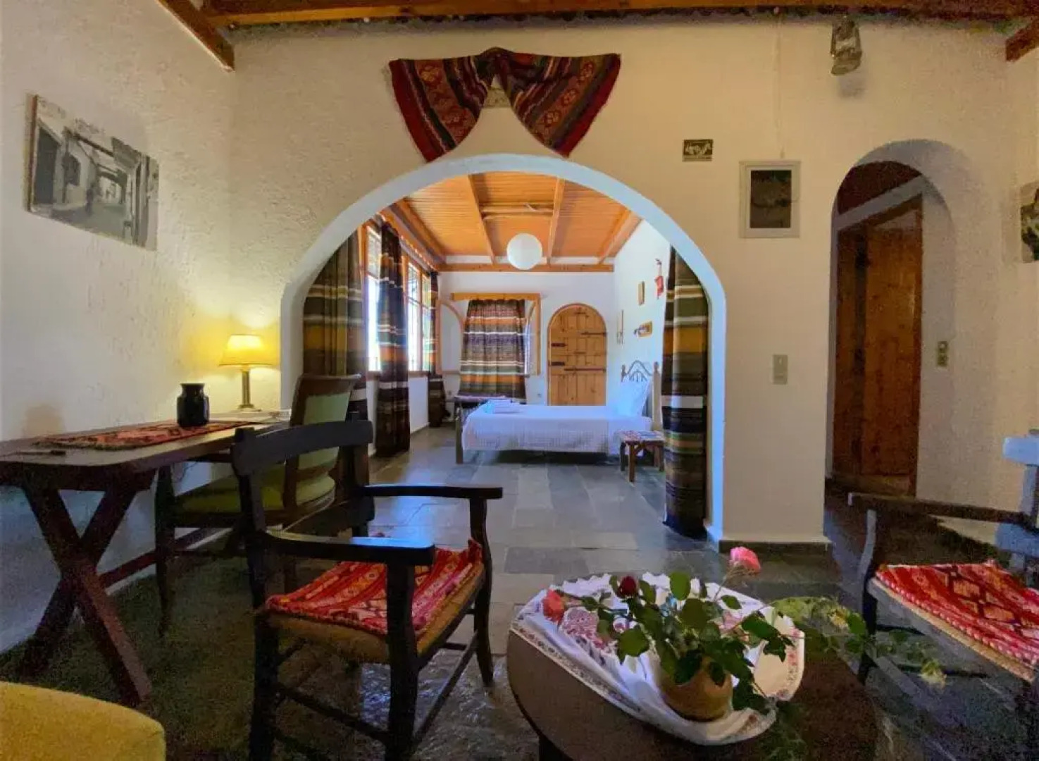 Villa Kamari-Cretan style apartment
