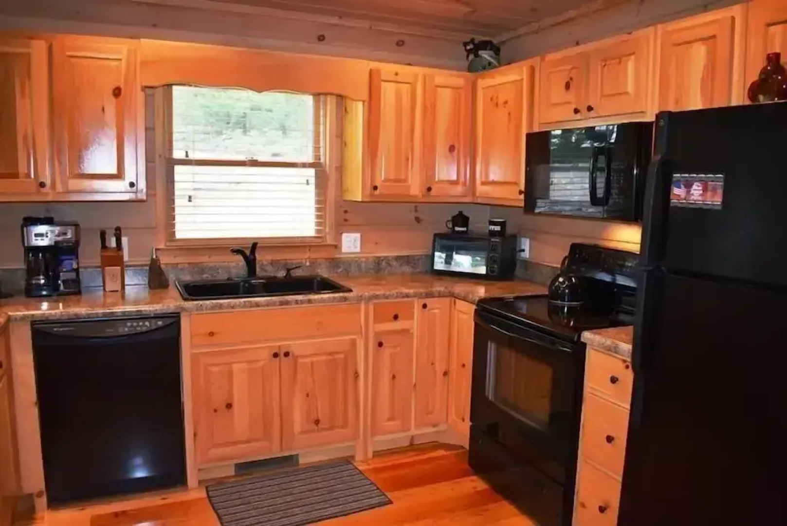 The Three Bear Lodge in Blue Ridge