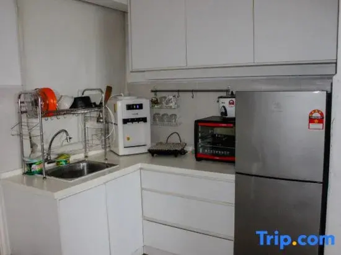 Subang USJ21 Main Place Mall 2R1B 5-6 Pax