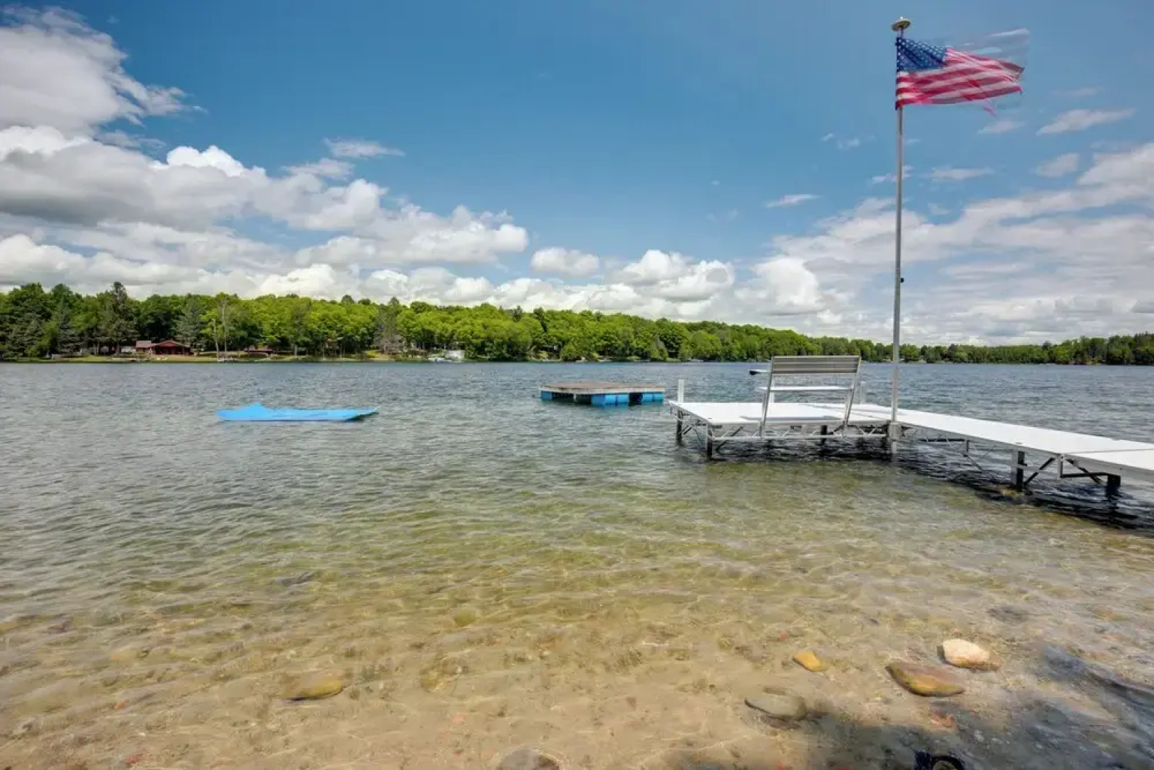 Lakefront Cottage in Iron River: 3 Mi to Skiing!
