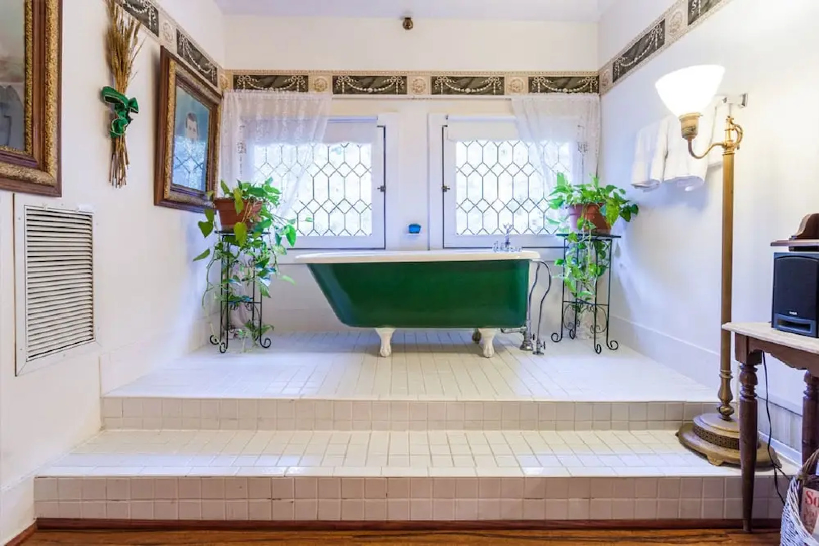 Herlong Mansion Bed & Breakfast