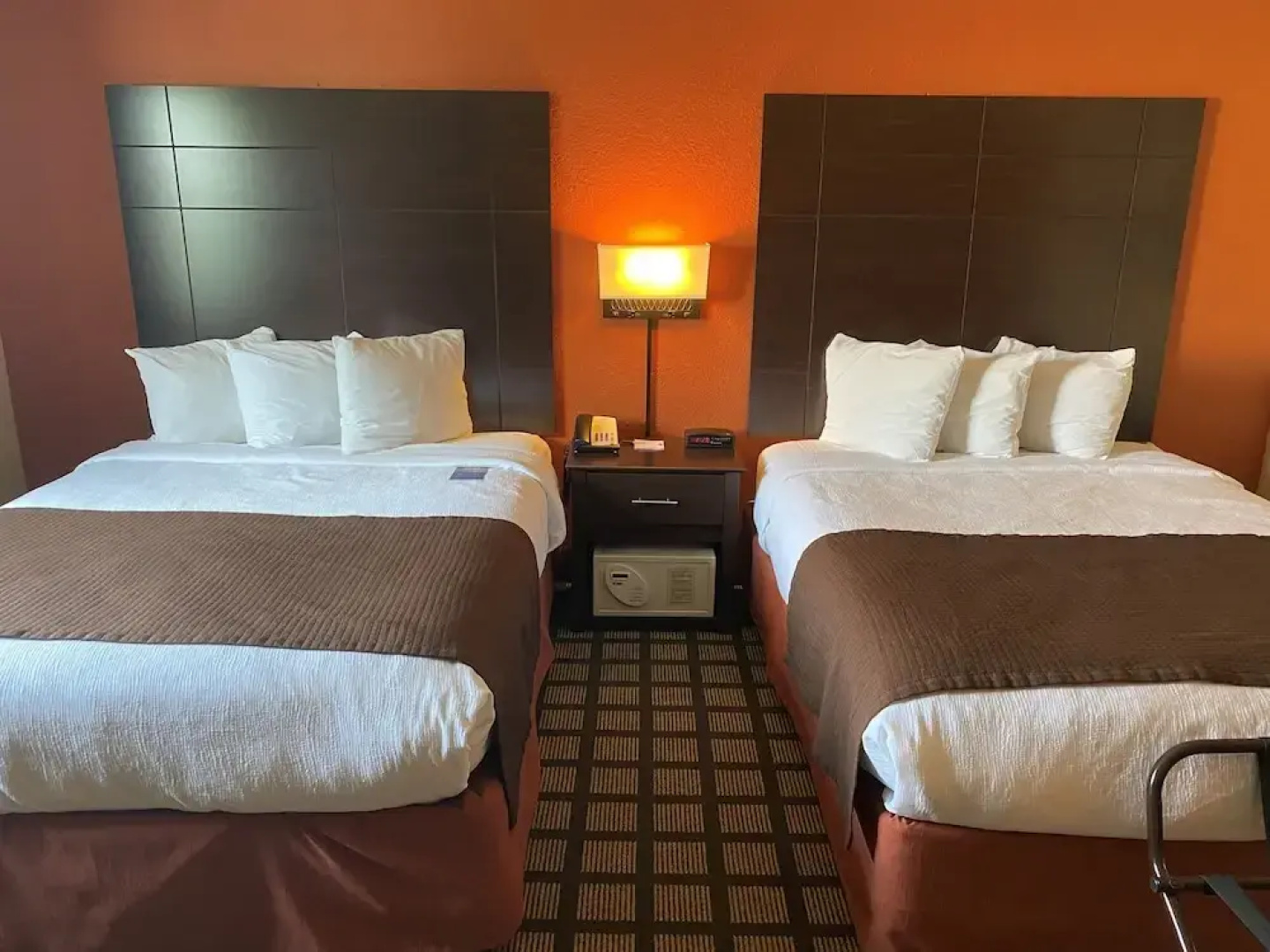 Baymont Inn & Suites Lakeville