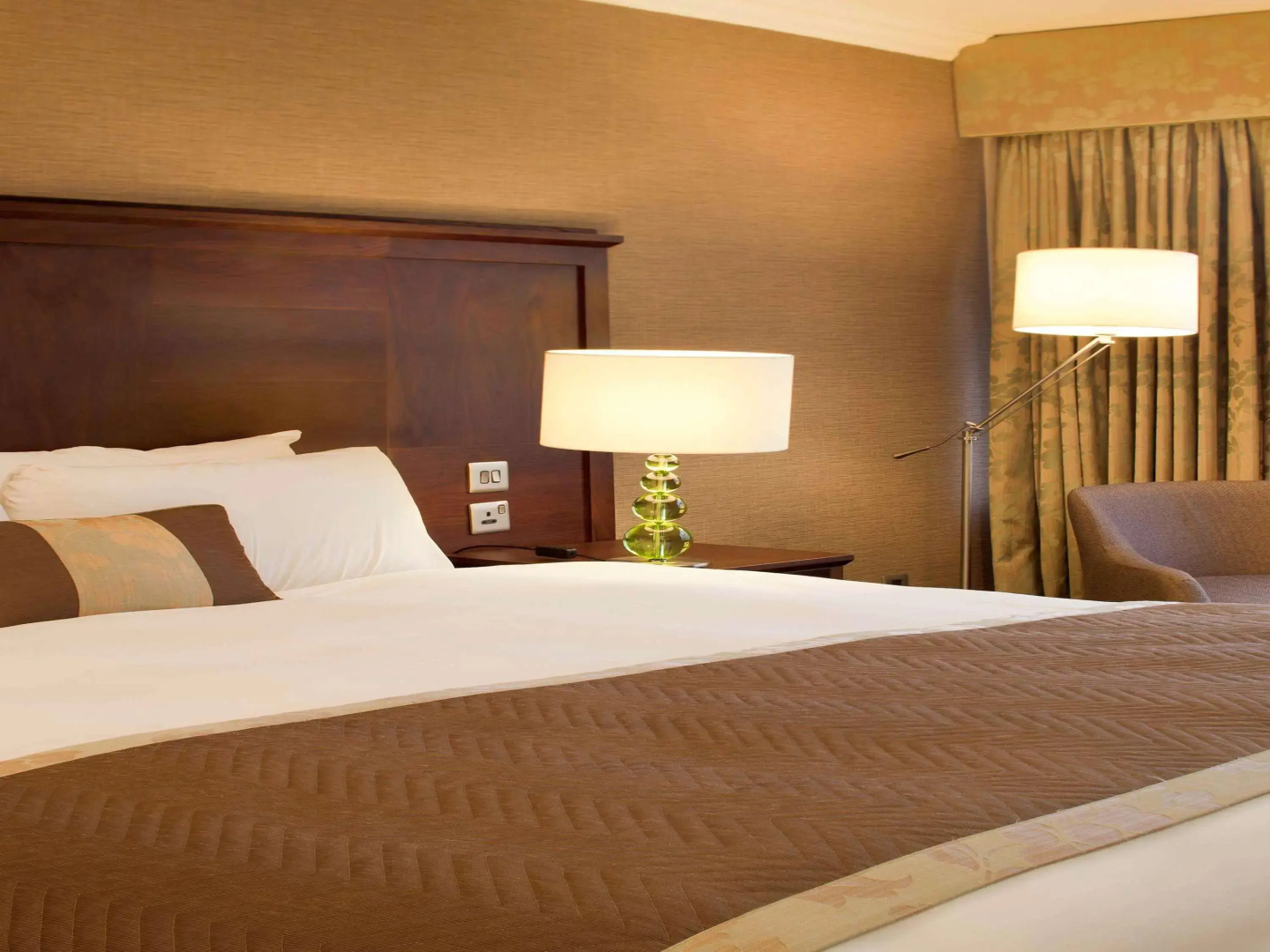 Winchester Wessex Hotel by Sunday