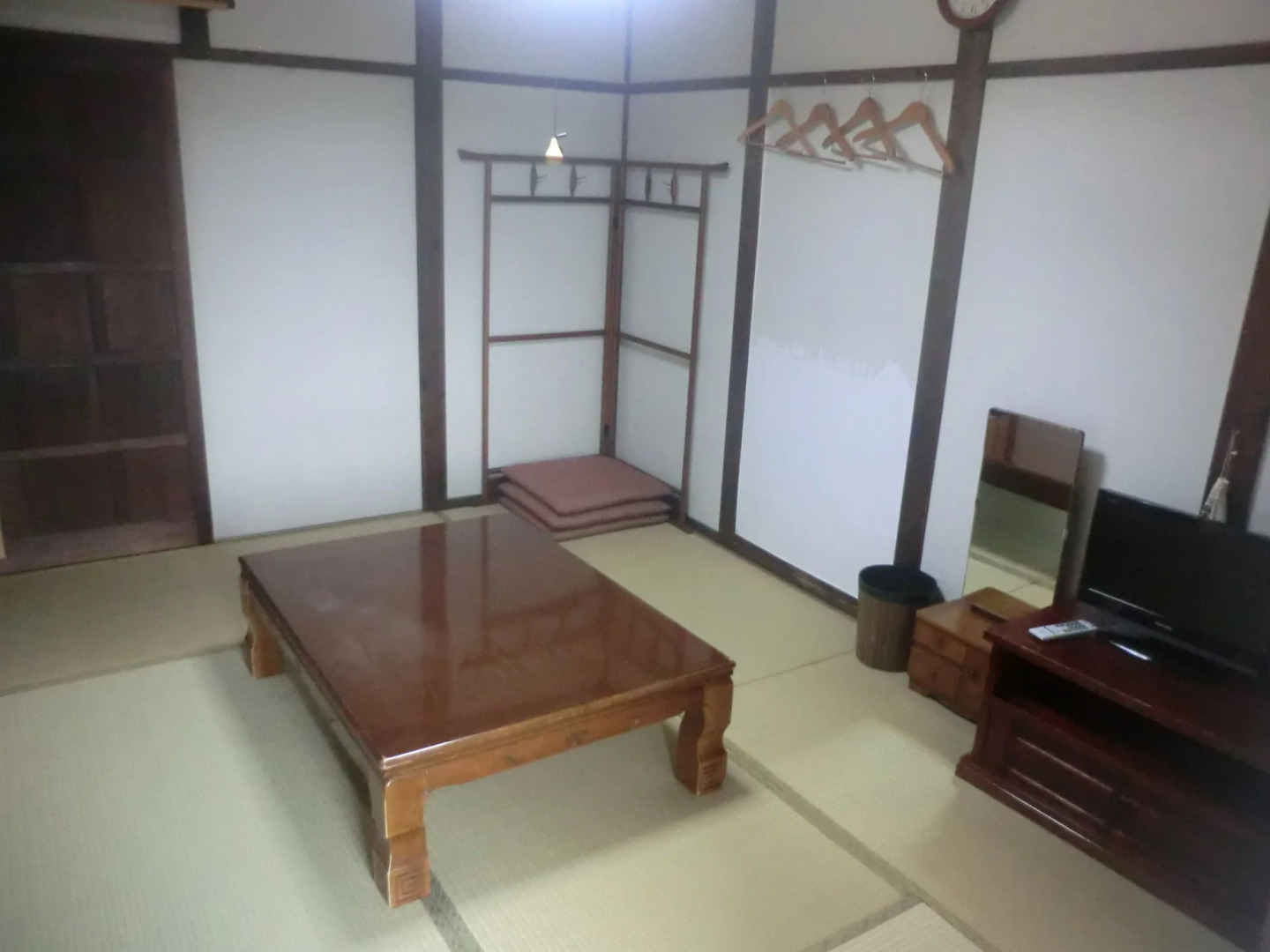 Yufuin Country Road Youth Hostel